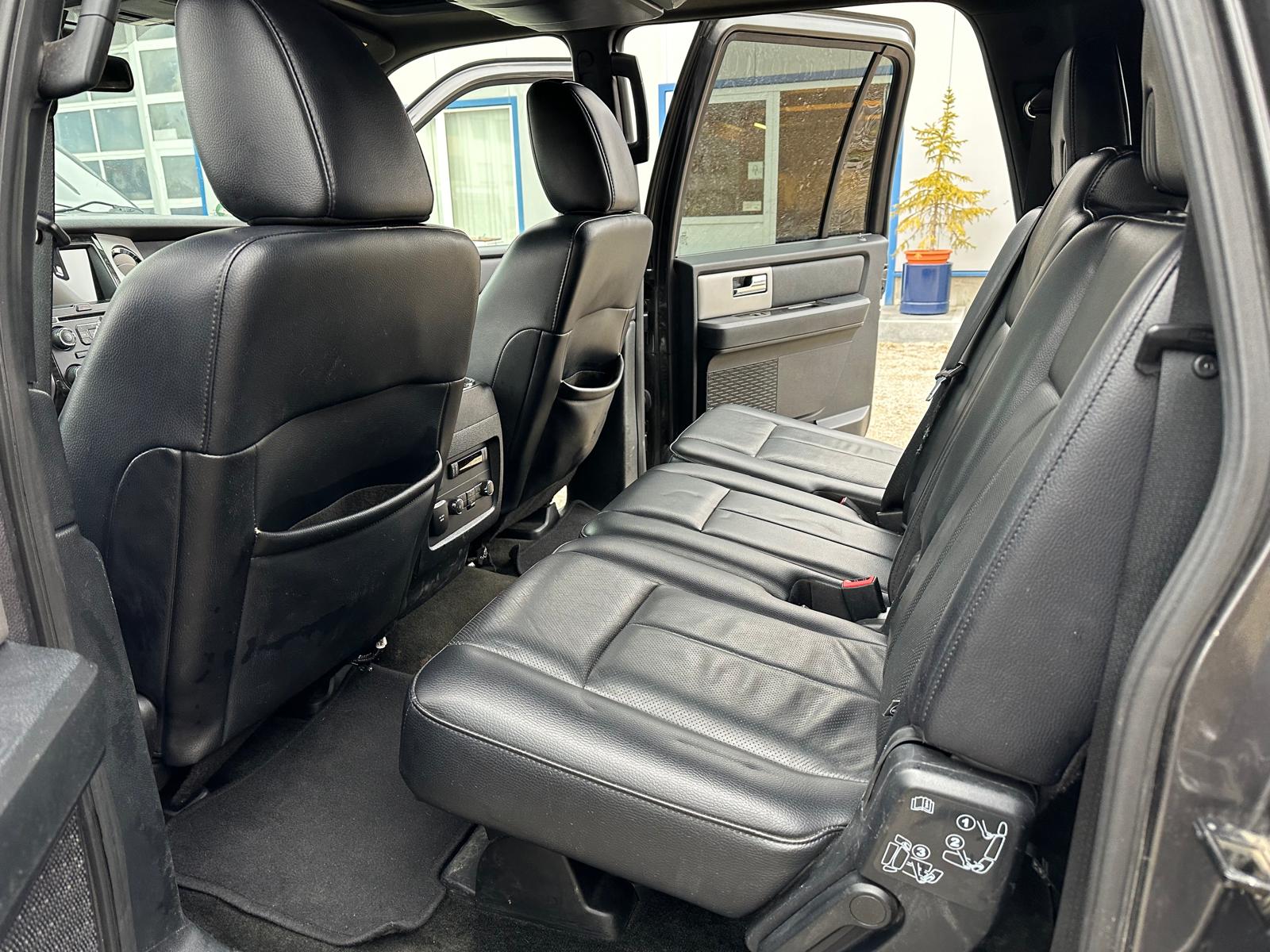 FORD Expedition EL Limited-image-7
