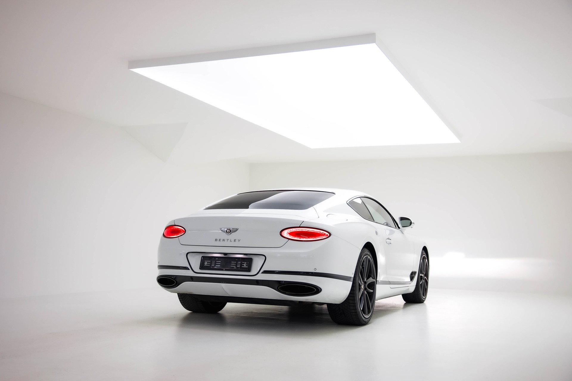 BENTLEY Continental GT 6.0 W12-image-7