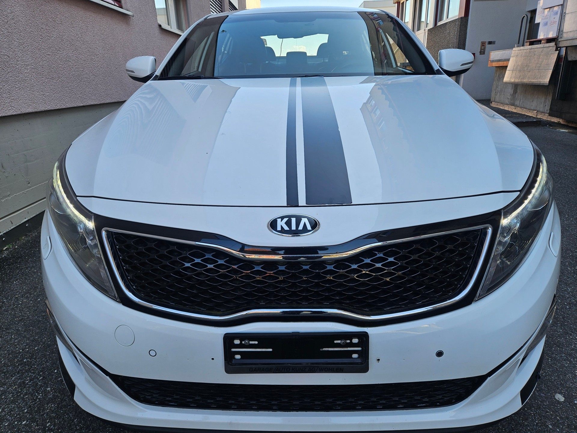 KIA OPTIMA-image-1