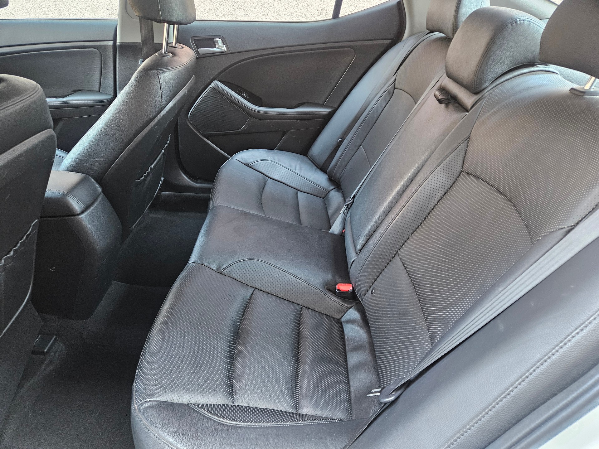 KIA OPTIMA-image-10