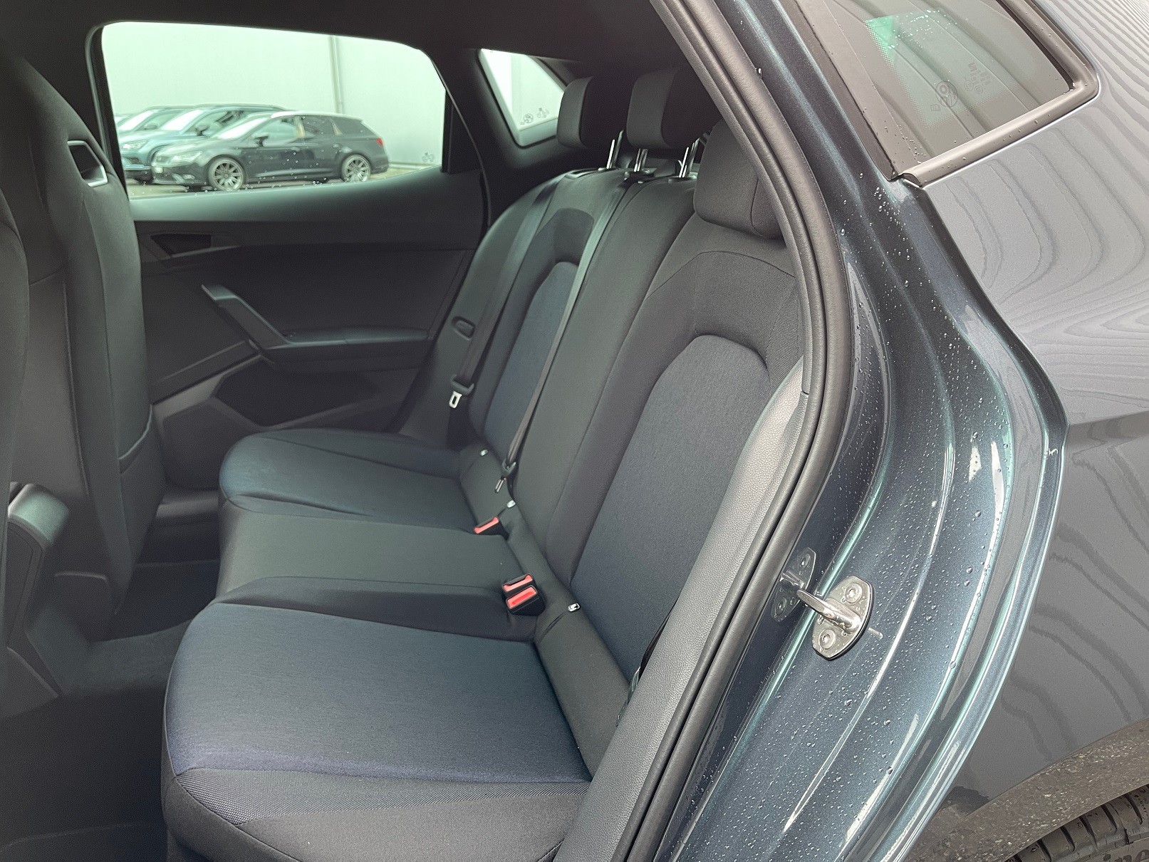 SEAT Ibiza 1.0 EcoTSI 75 Edition DSG-image-5