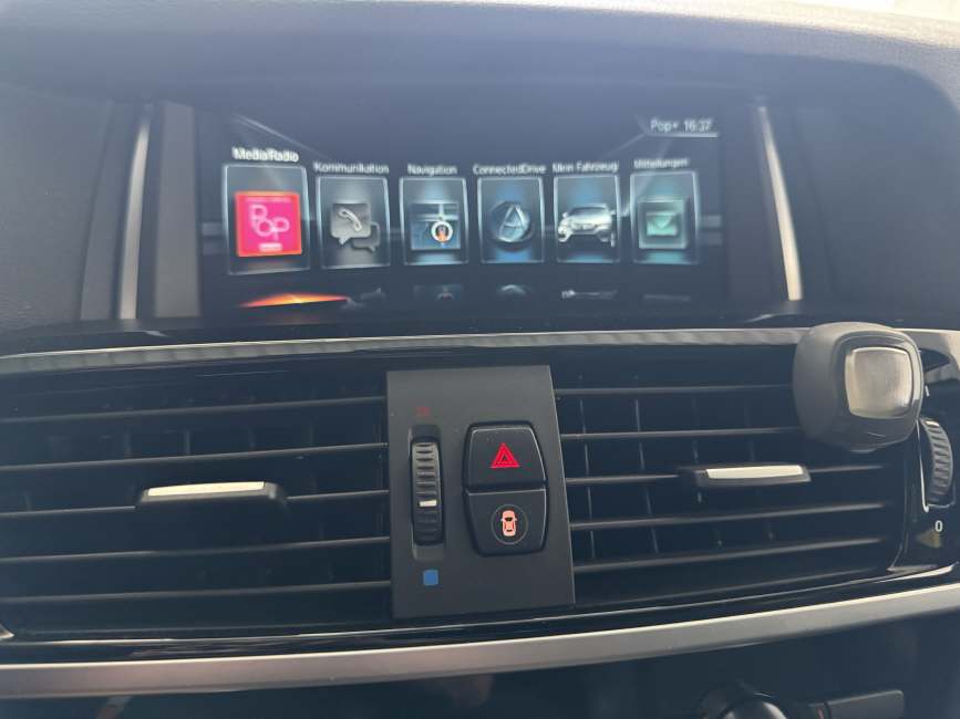 BMW X4 M40i-image-8