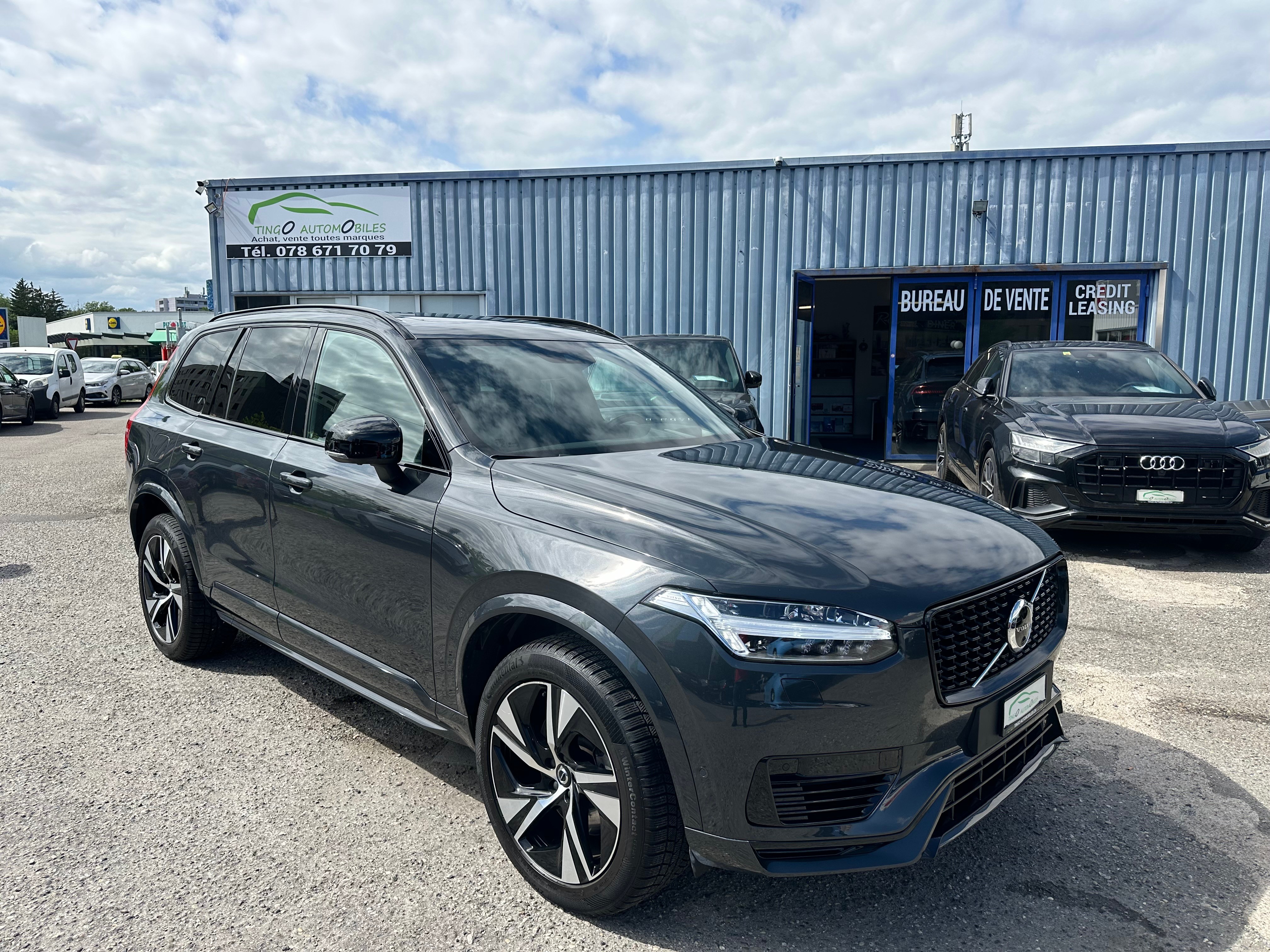 Car photo