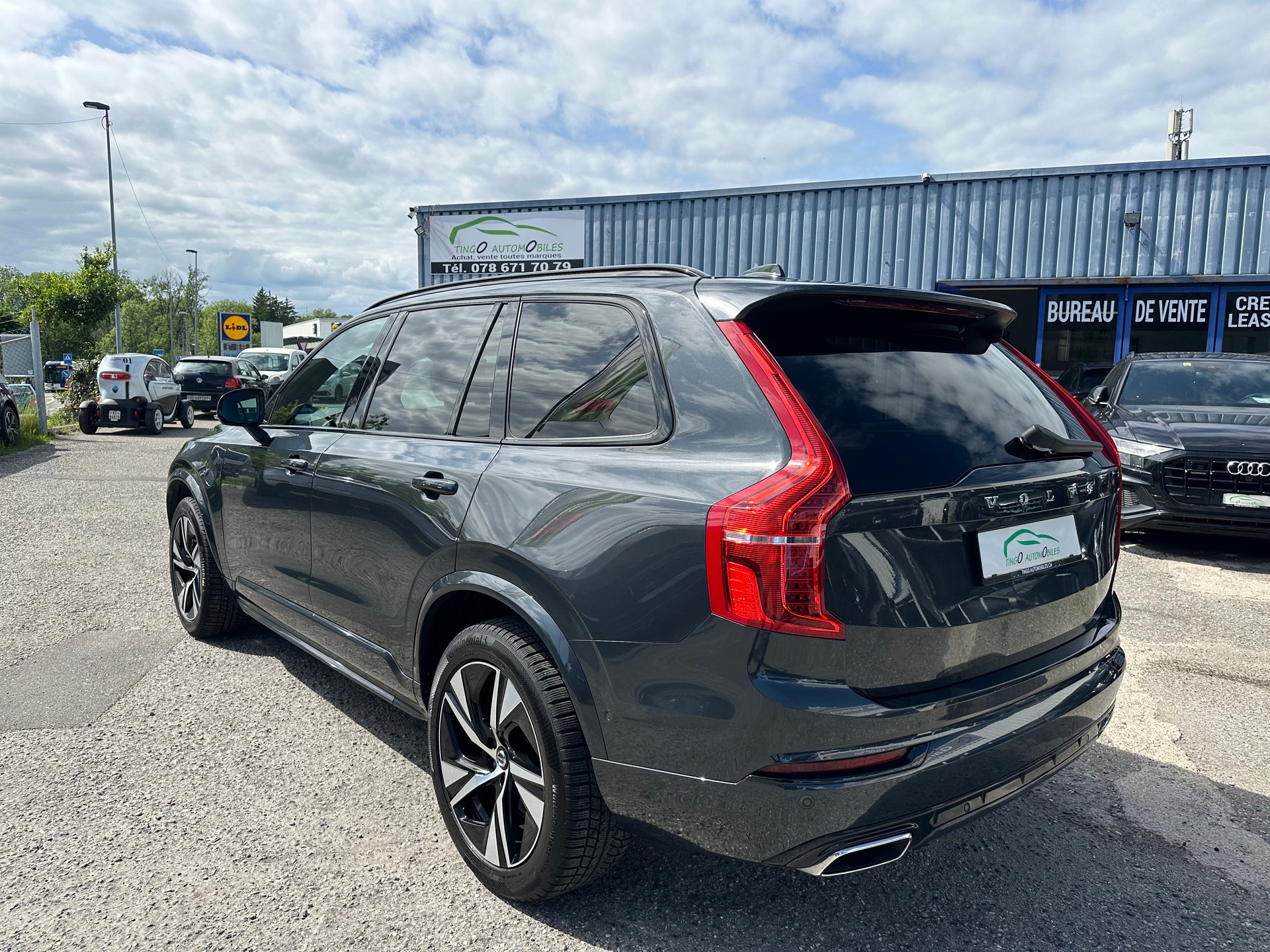 VOLVO XC90 T8 eAWD R-Design Geartronic 7 places-image-4