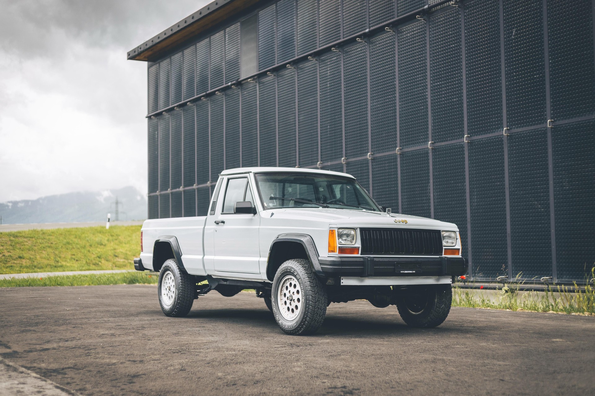 JEEP Comanche MJ-image-2