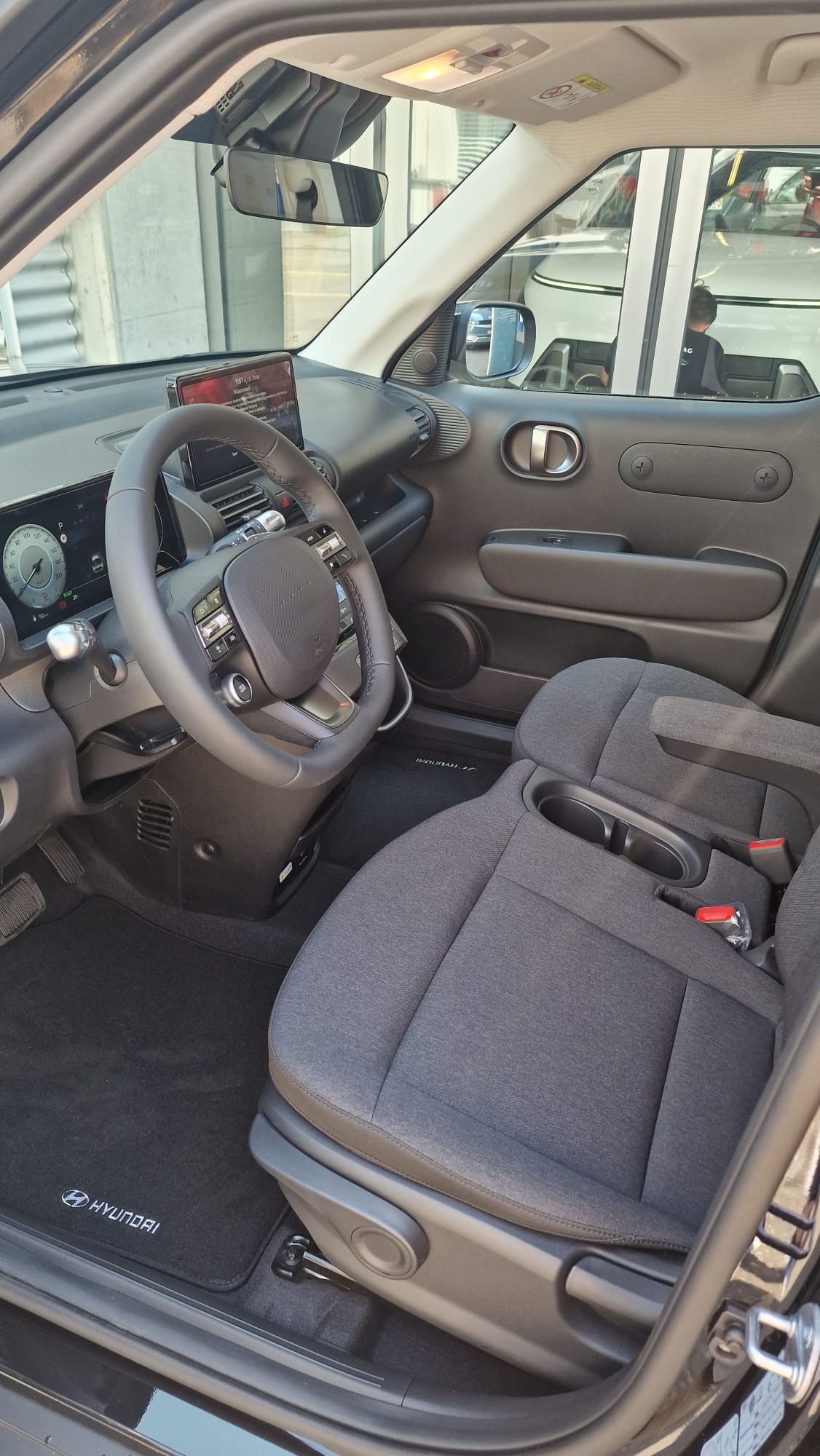 HYUNDAI Inster Electric Amplia-image-6