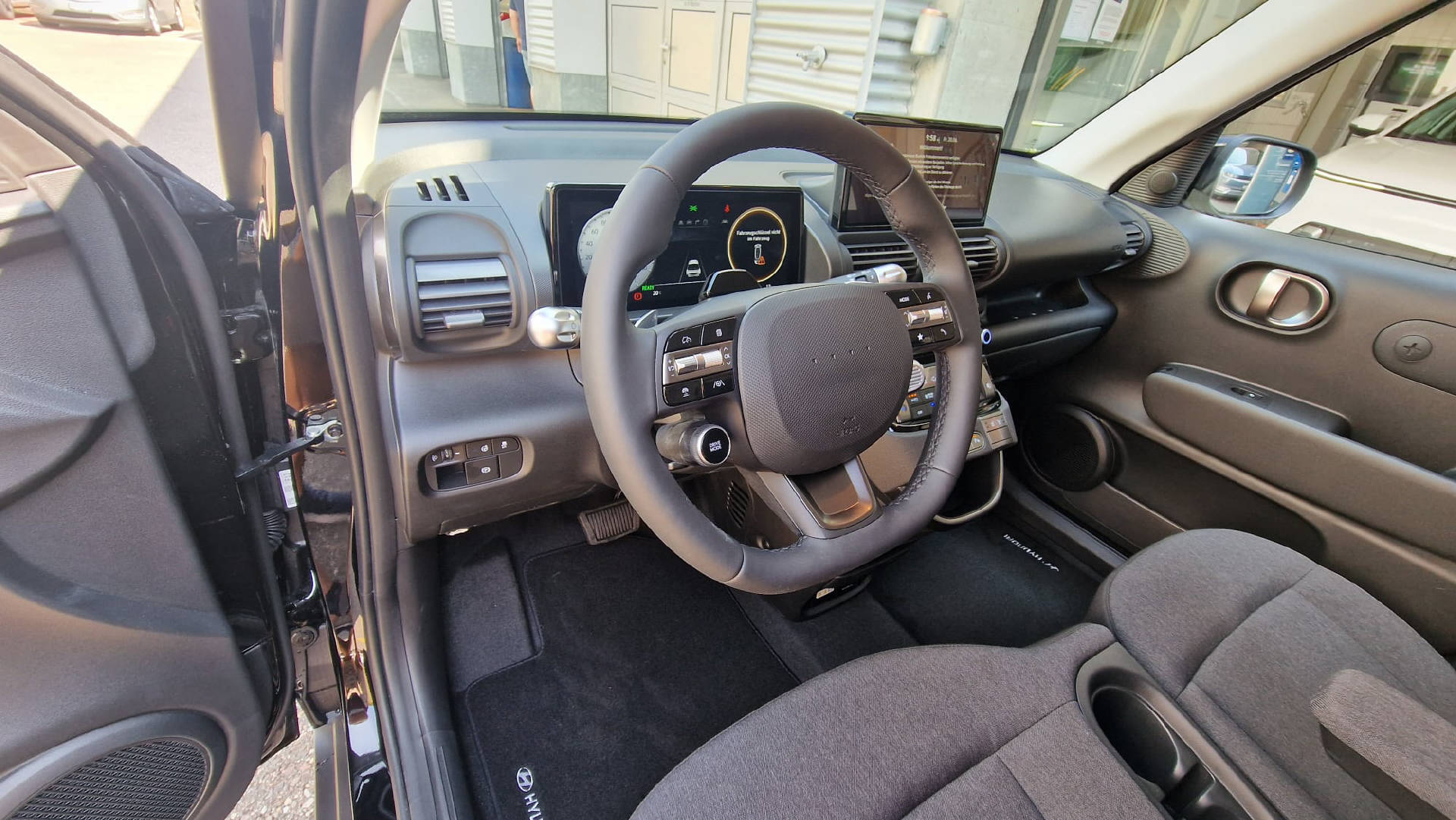 HYUNDAI Inster Electric Amplia-image-5