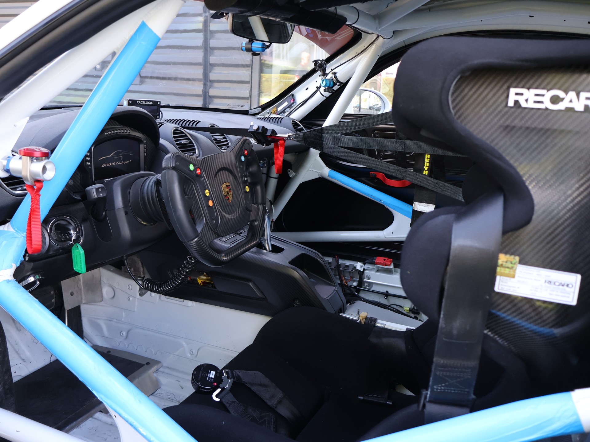 PORSCHE GT4 RS Clubsport-image-8