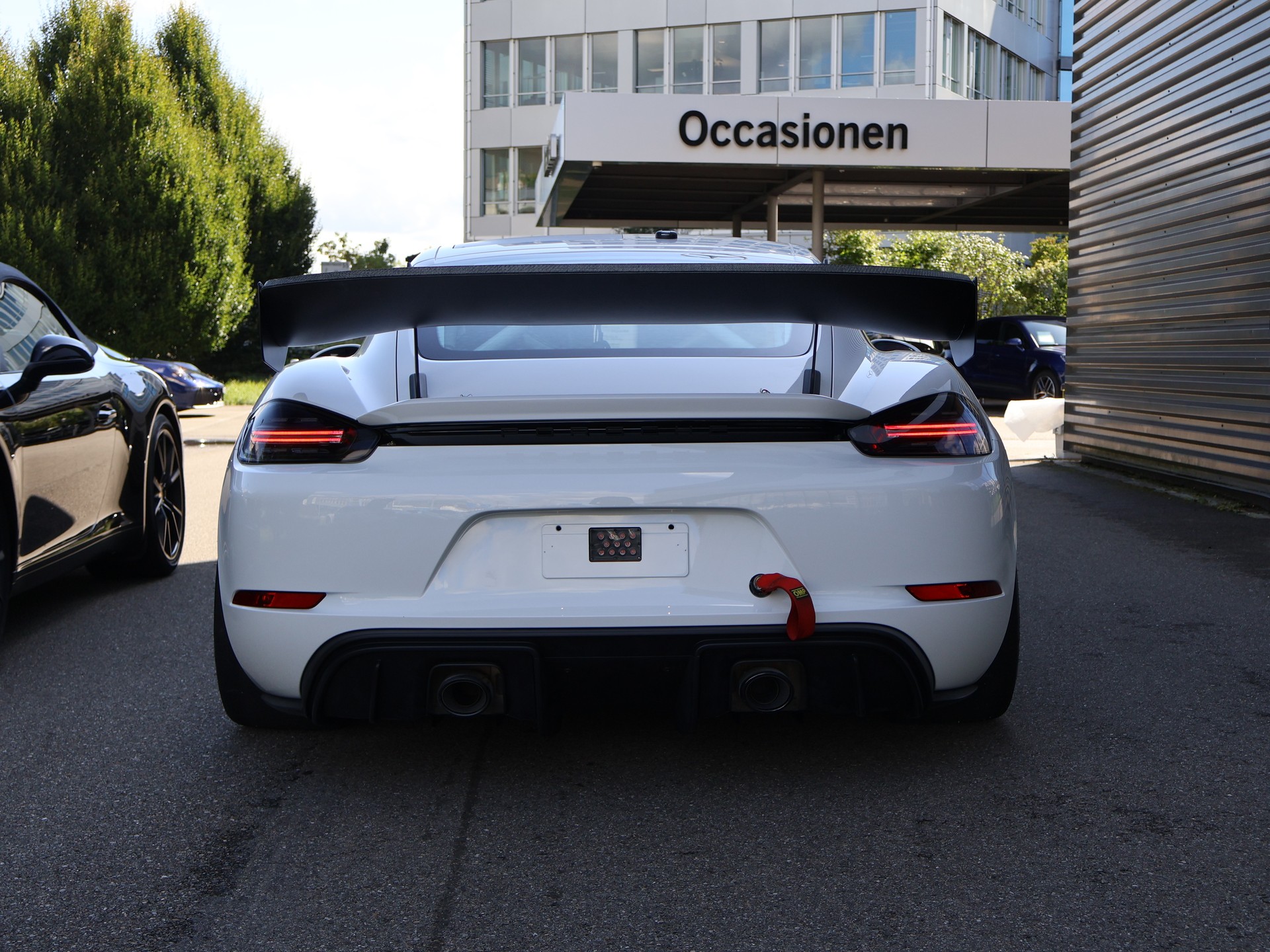PORSCHE GT4 RS Clubsport-image-4