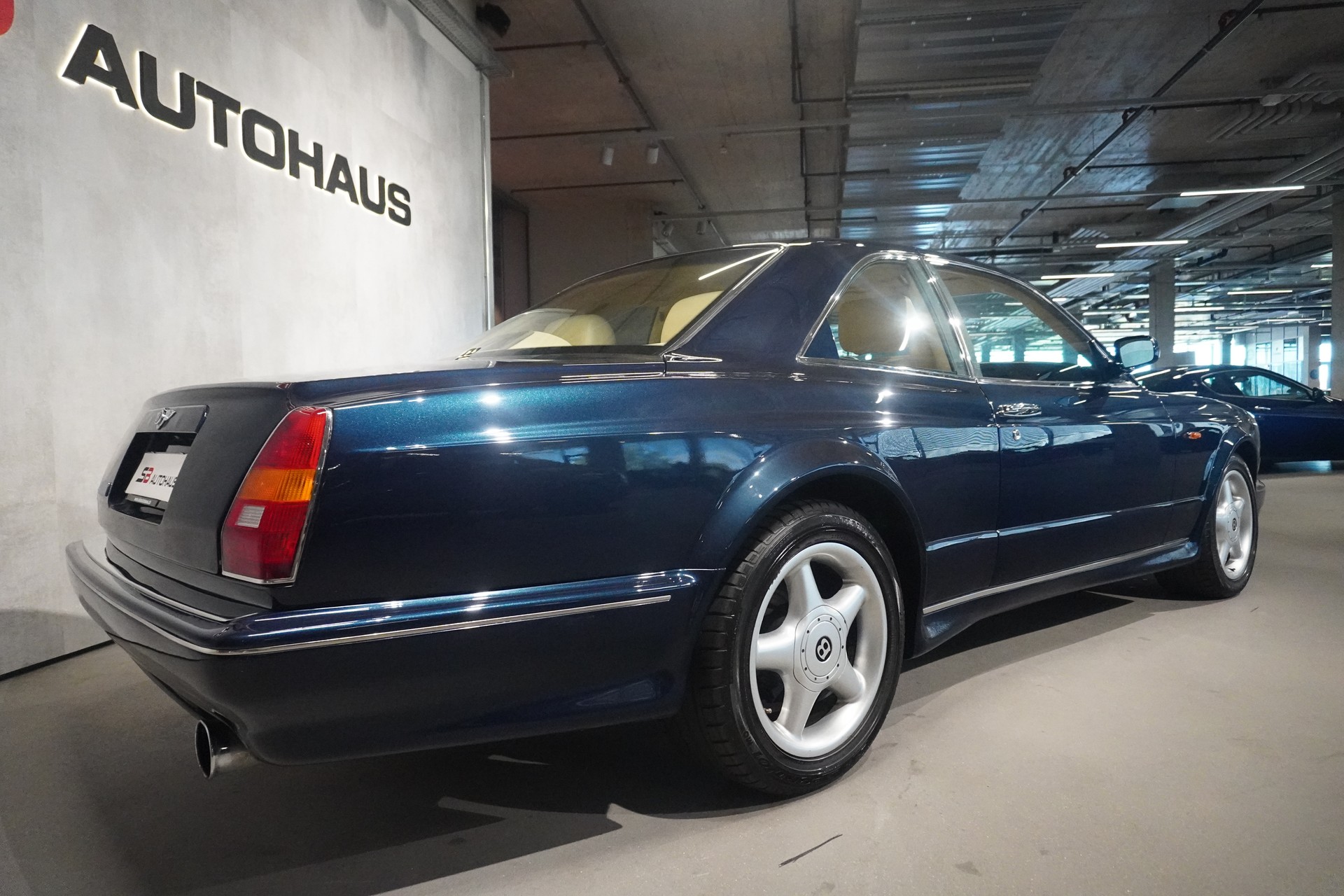 BENTLEY Continental T Coupé-image-14