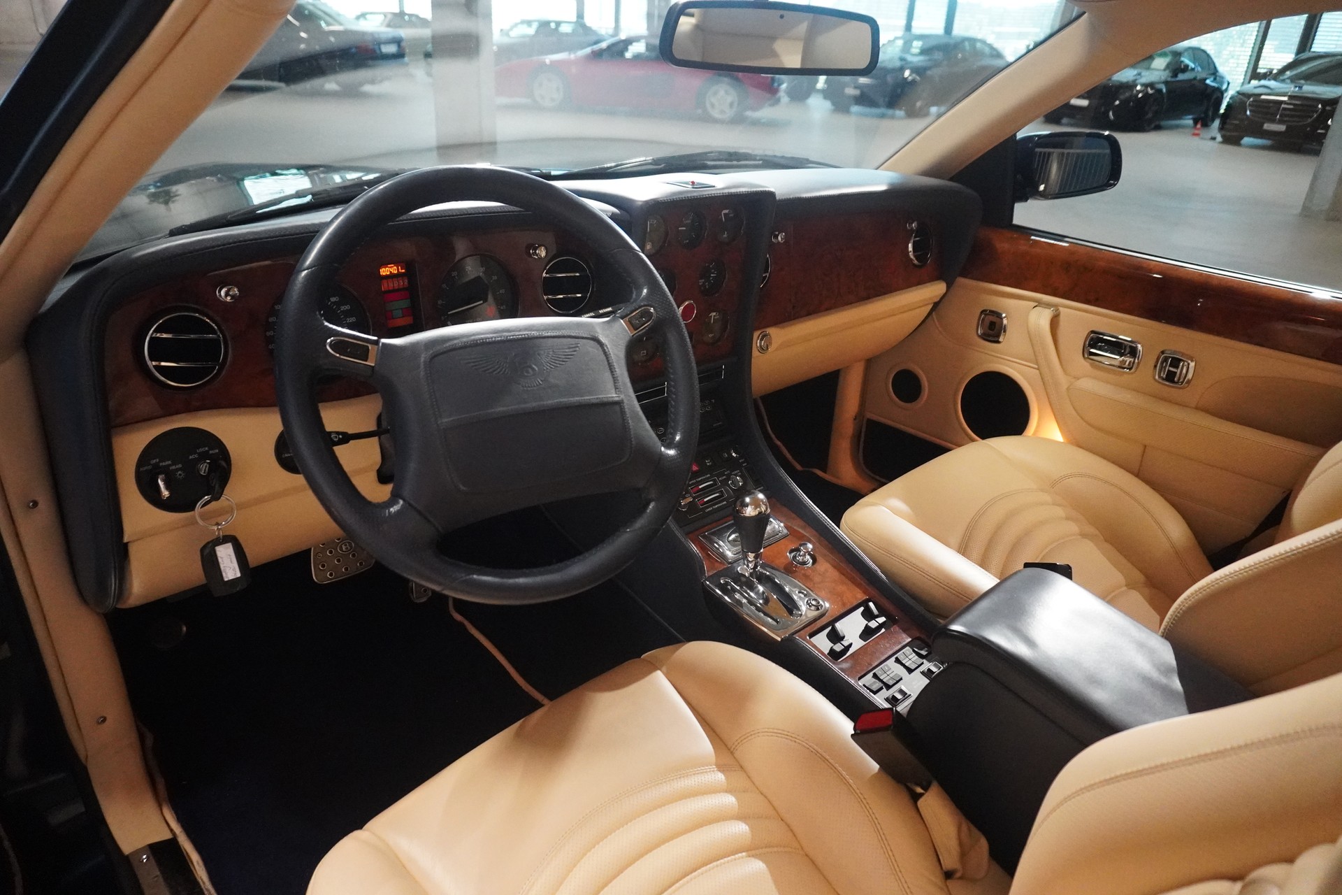 BENTLEY Continental T Coupé-image-18
