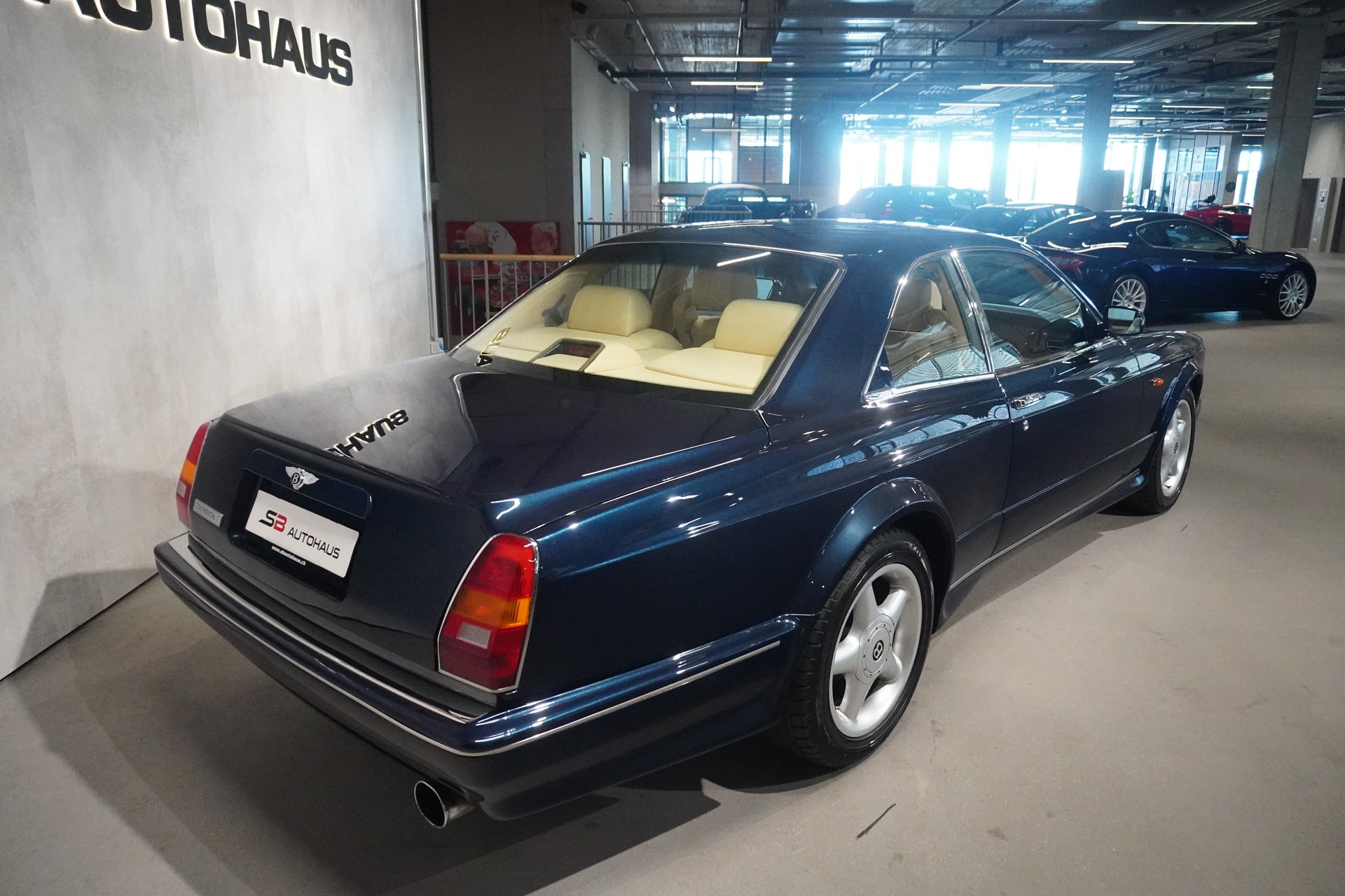 BENTLEY Continental T Coupé-image-15