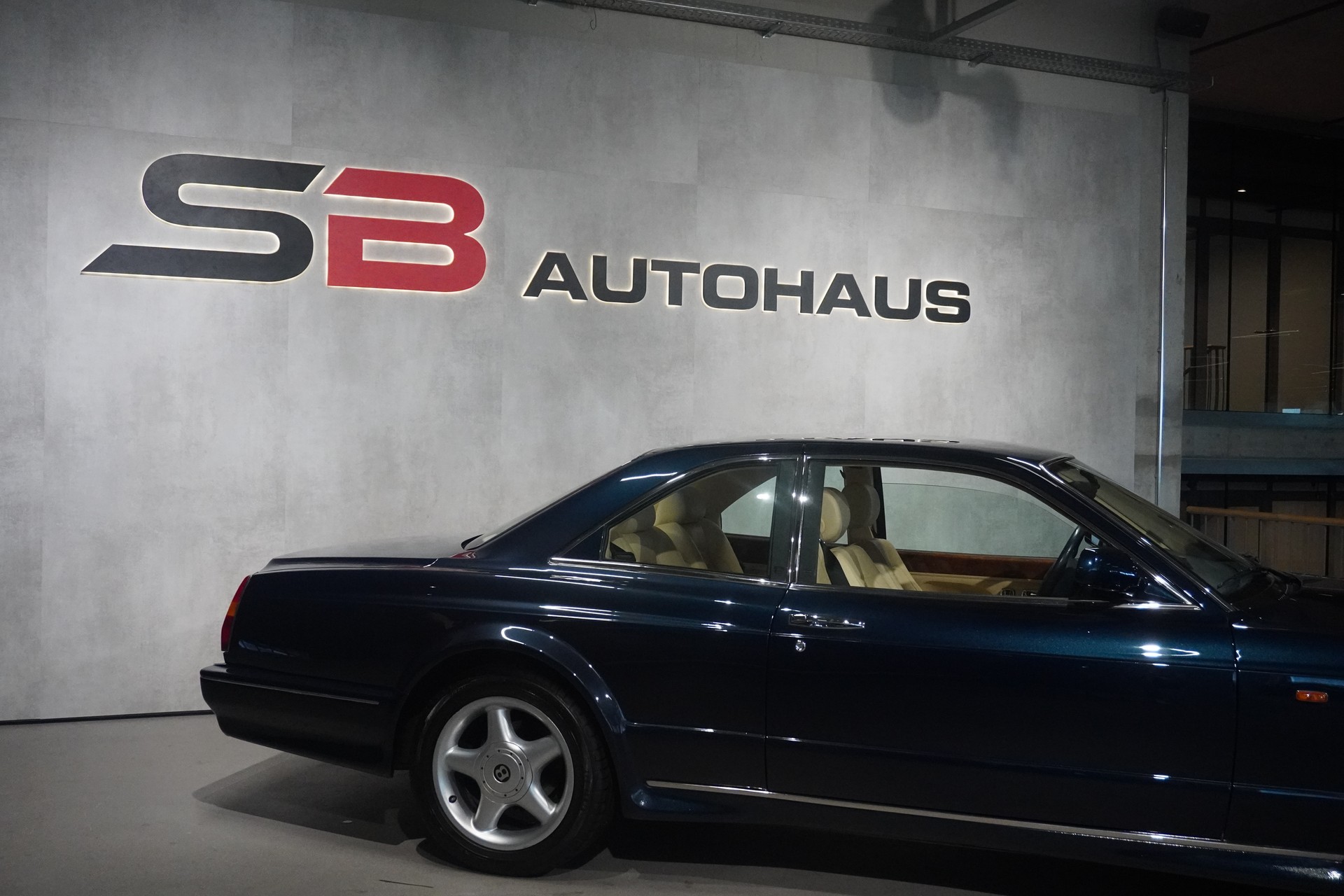 BENTLEY Continental T Coupé-image-3