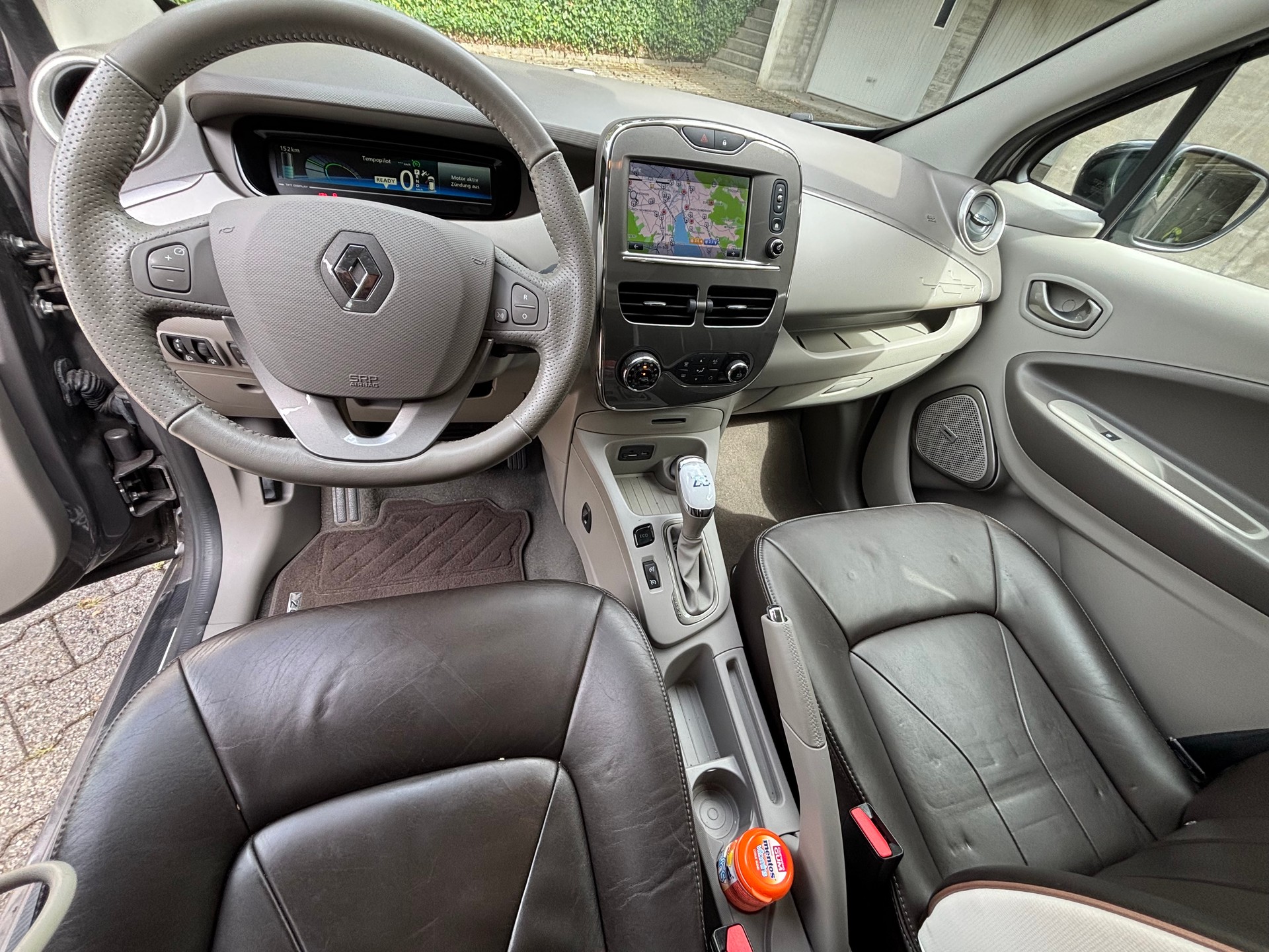 RENAULT Zoe Swiss Edition R240 (Batterie Miete)-image-3