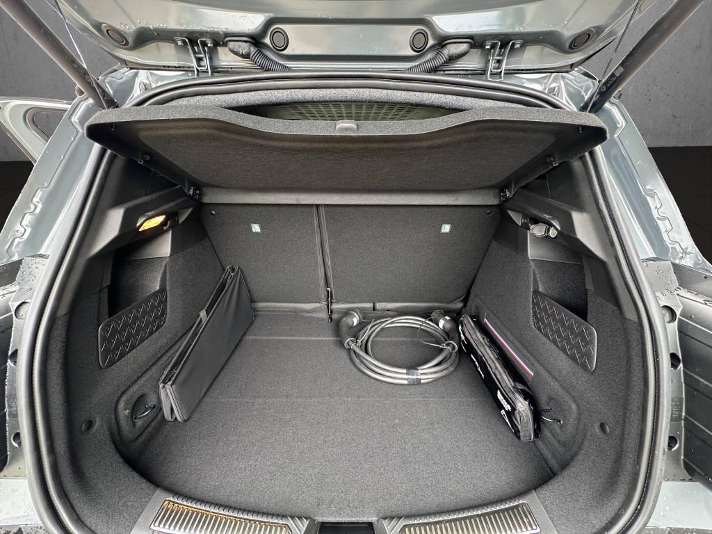 RENAULT 4 E-Tech Comfort Range iconic-image-11