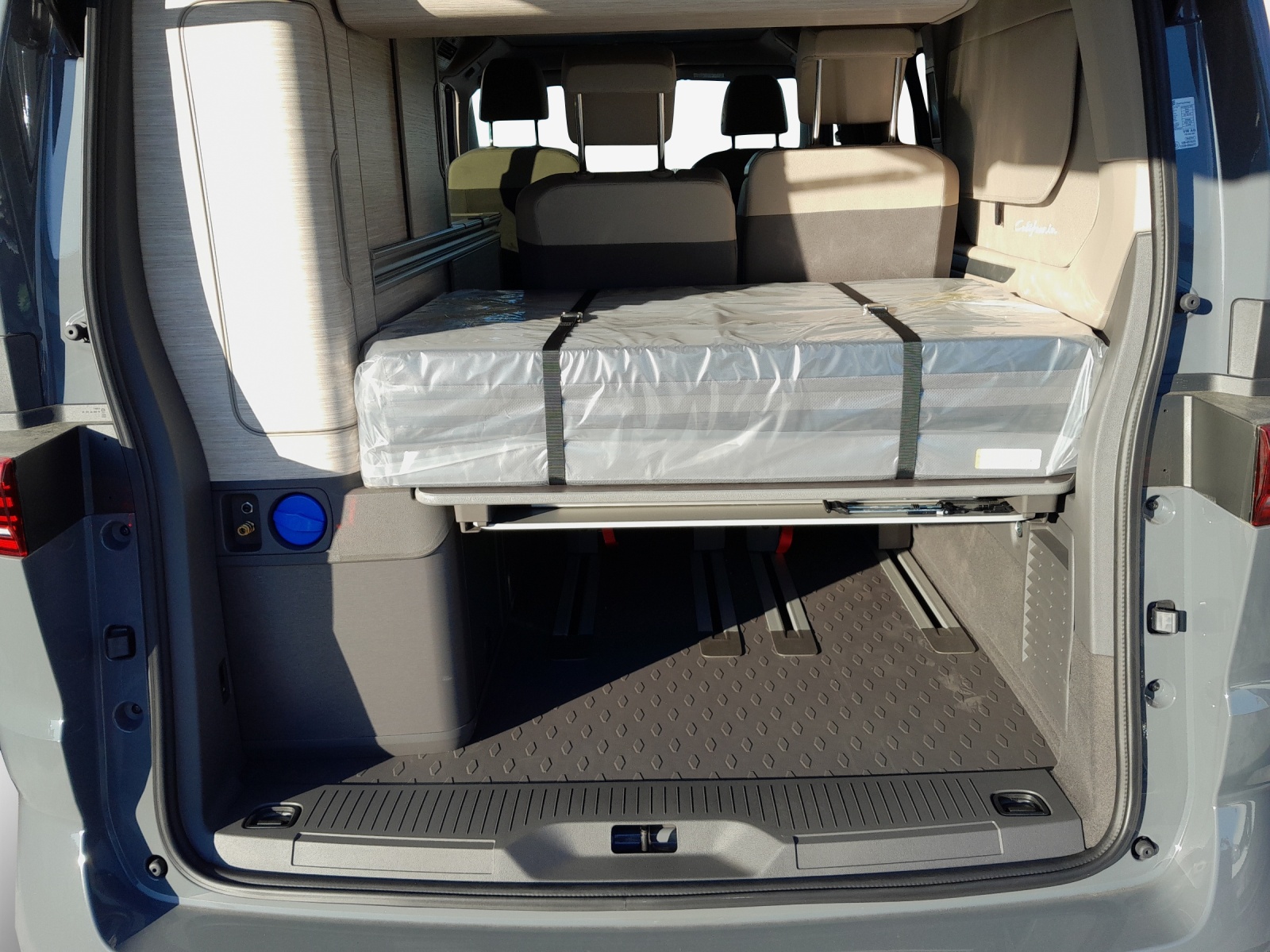 VW California 2.0 TDI Ocean-image-12