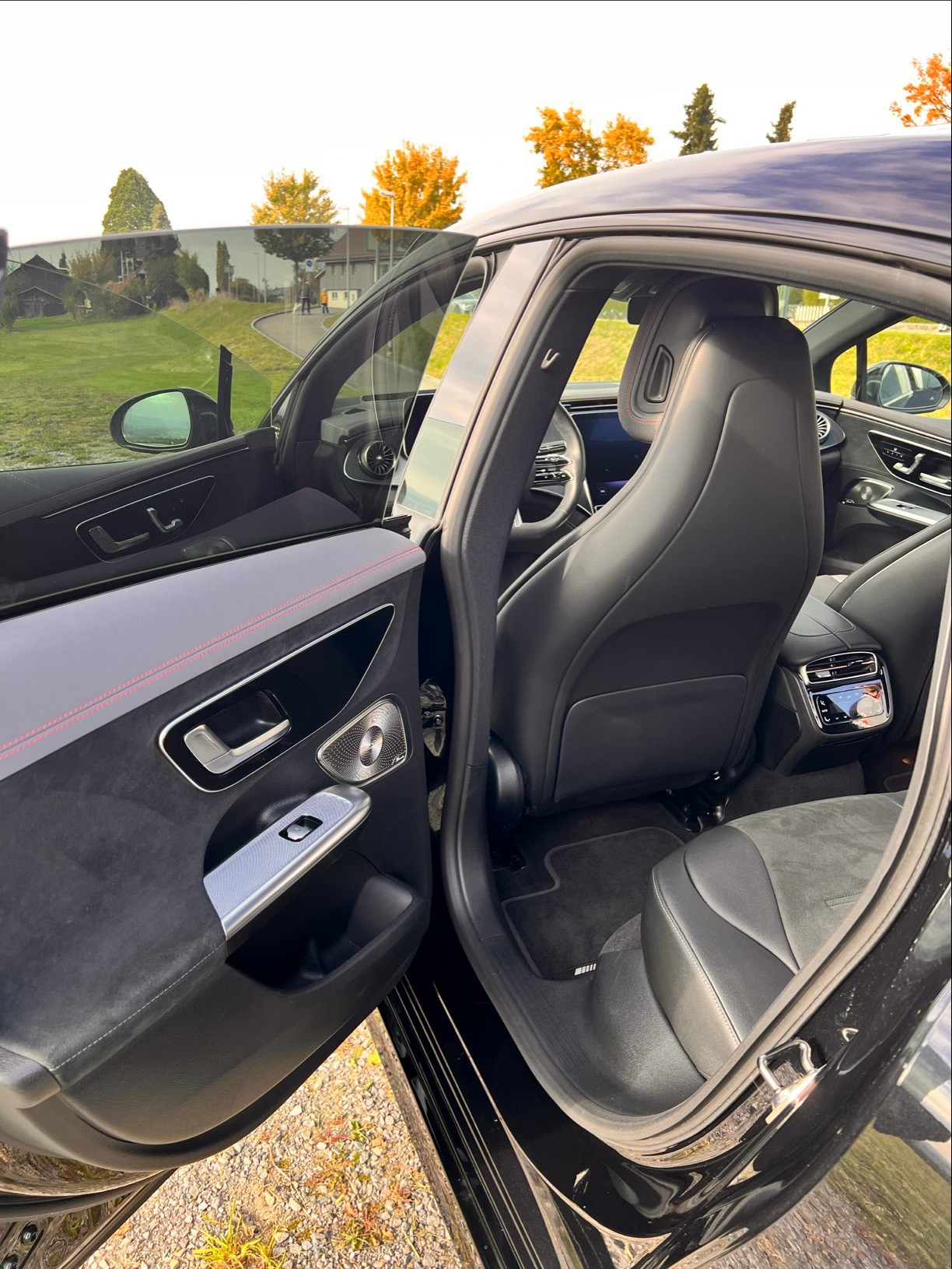 MERCEDES-BENZ EQE 350 AMG 4MATIC-image-12