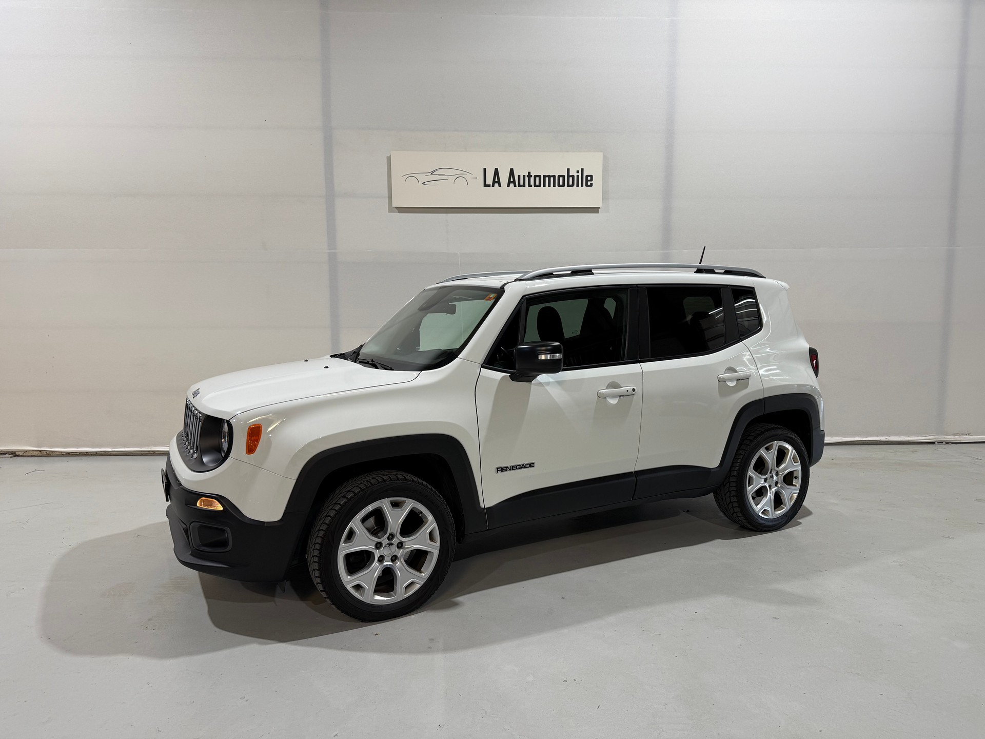 JEEP Renegade 2.0 CRD Limited AWD + Low Range 9ATX-image-1