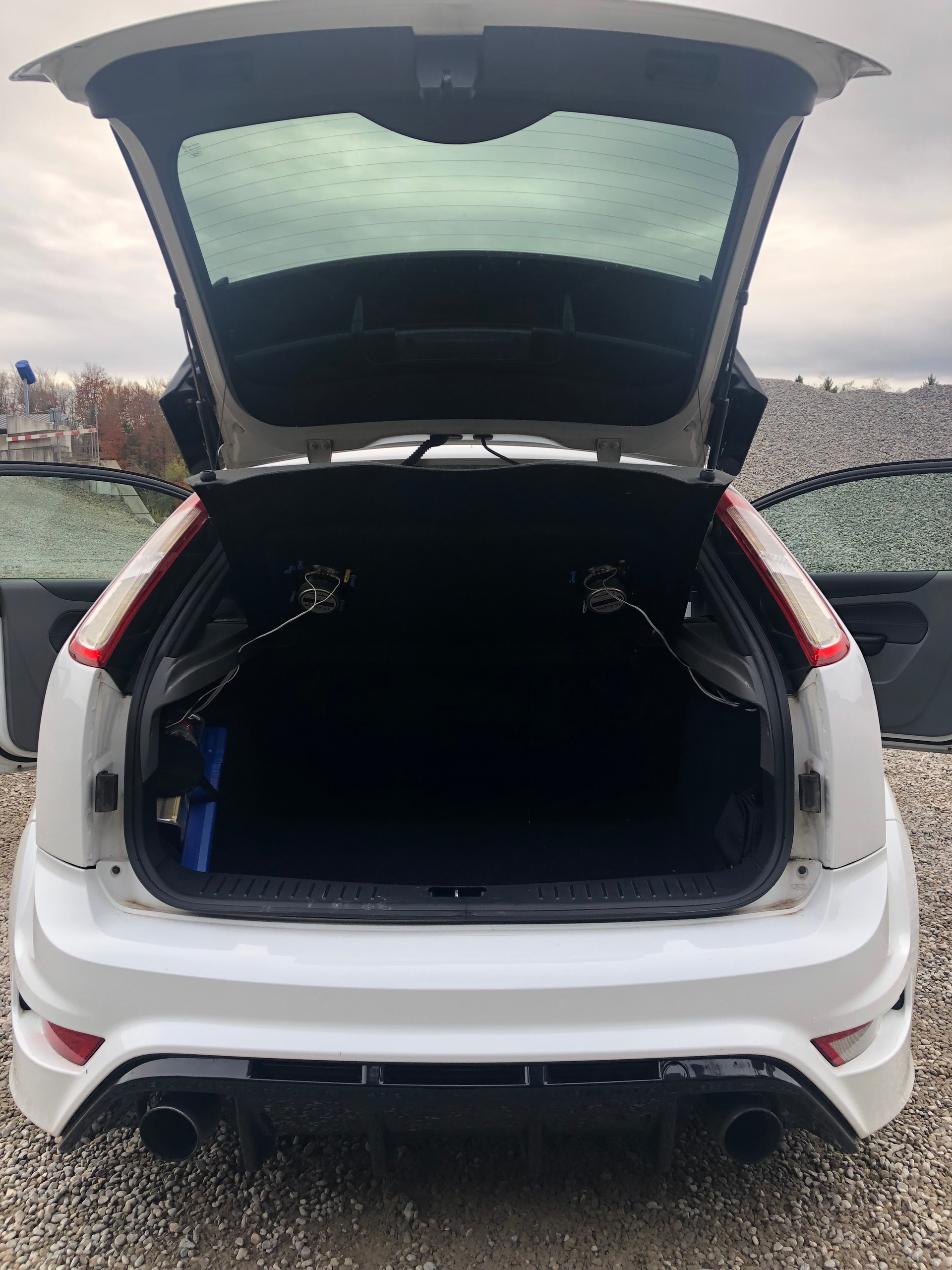 FORD Focus 2.5 Turbo RS-image-13