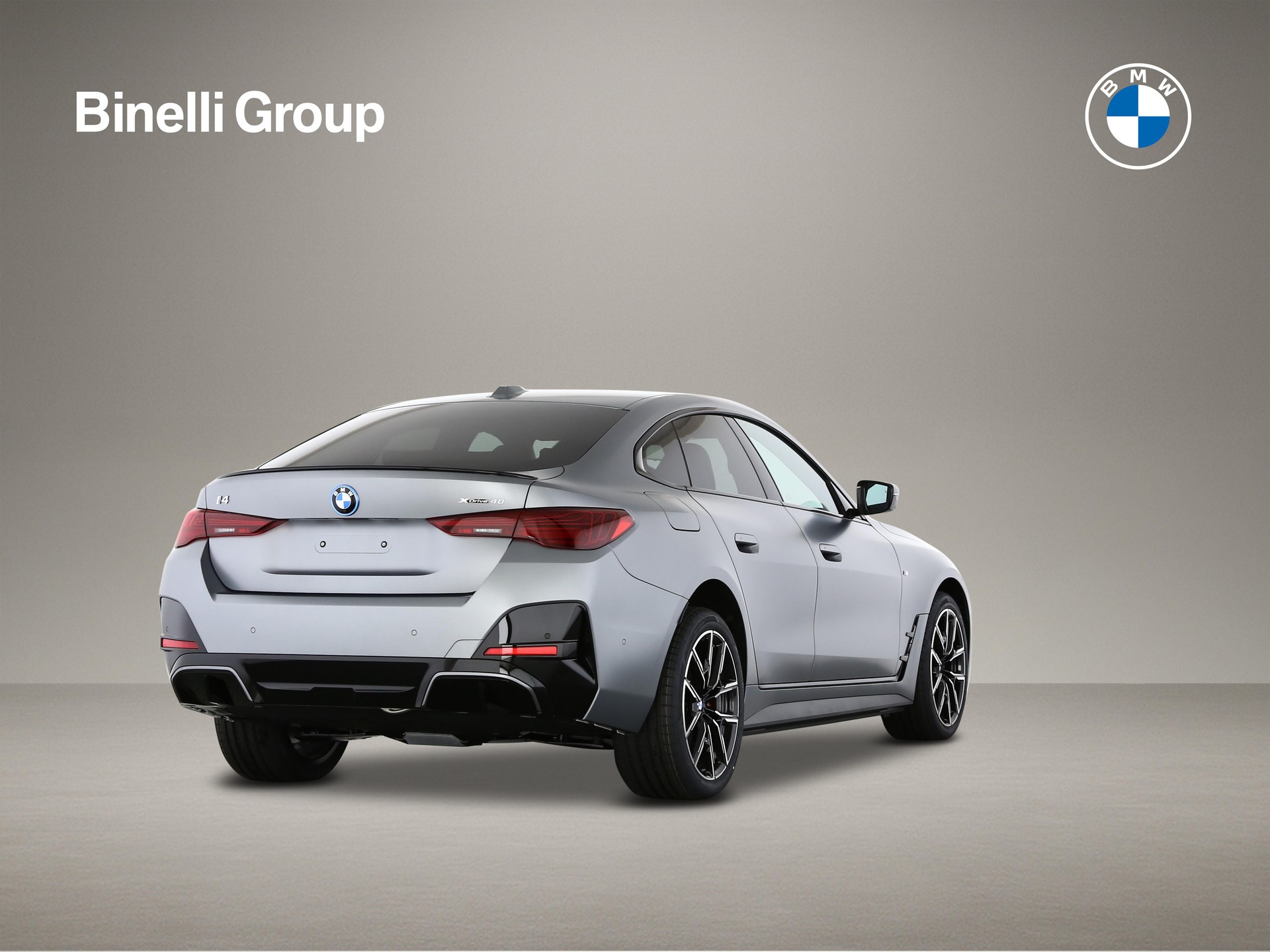 BMW i4 xDrive 40 M Sport Pro-image-1
