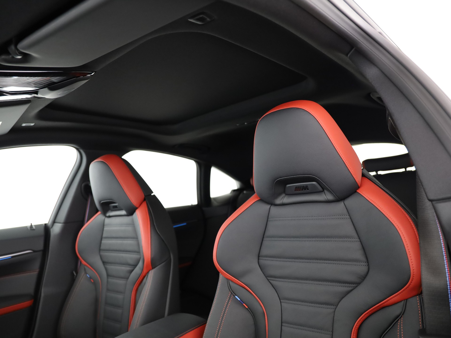 BMW i4 xDrive 40 M Sport Pro-image-12