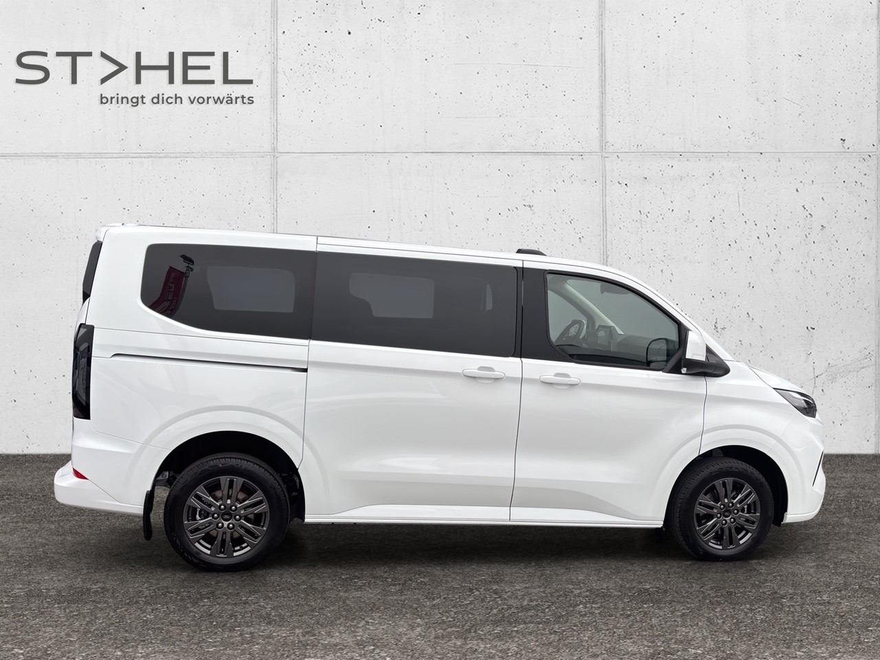 FORD Tourneo C Bus 320 L1 2.0 EcoBlue 136 Titanium-image-7