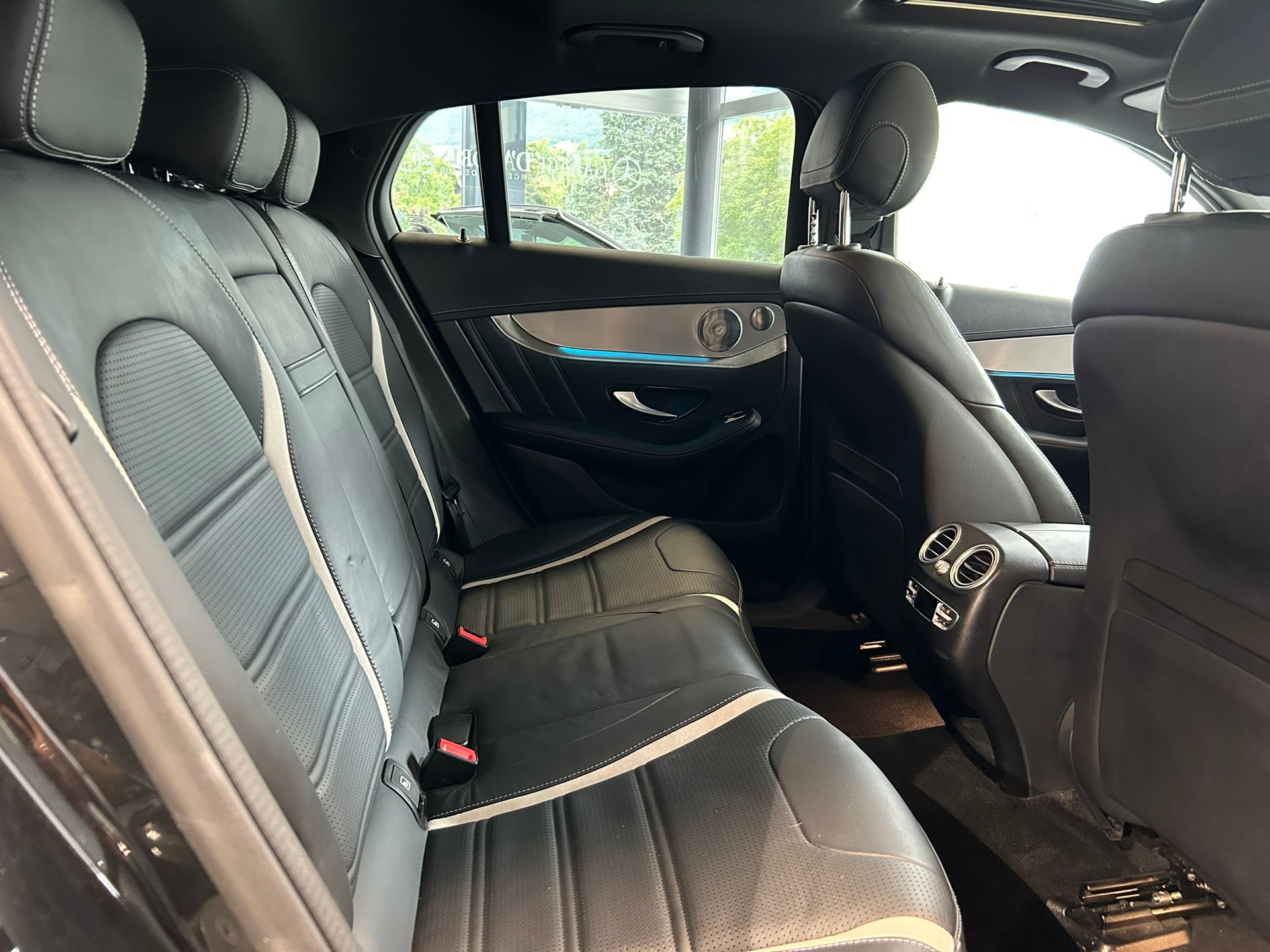 MERCEDES-BENZ GLC Coupé 63 S AMG 4Matic+ 9G-Tronic-image-12