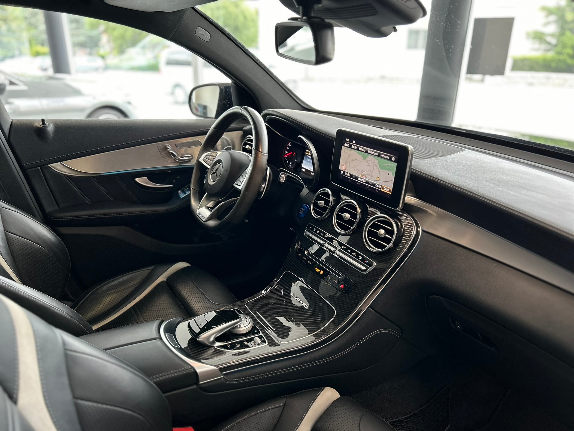 MERCEDES-BENZ GLC Coupé 63 S AMG 4Matic+ 9G-Tronic-image-9