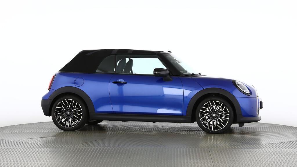 MINI Cooper S Cabrio-image-2
