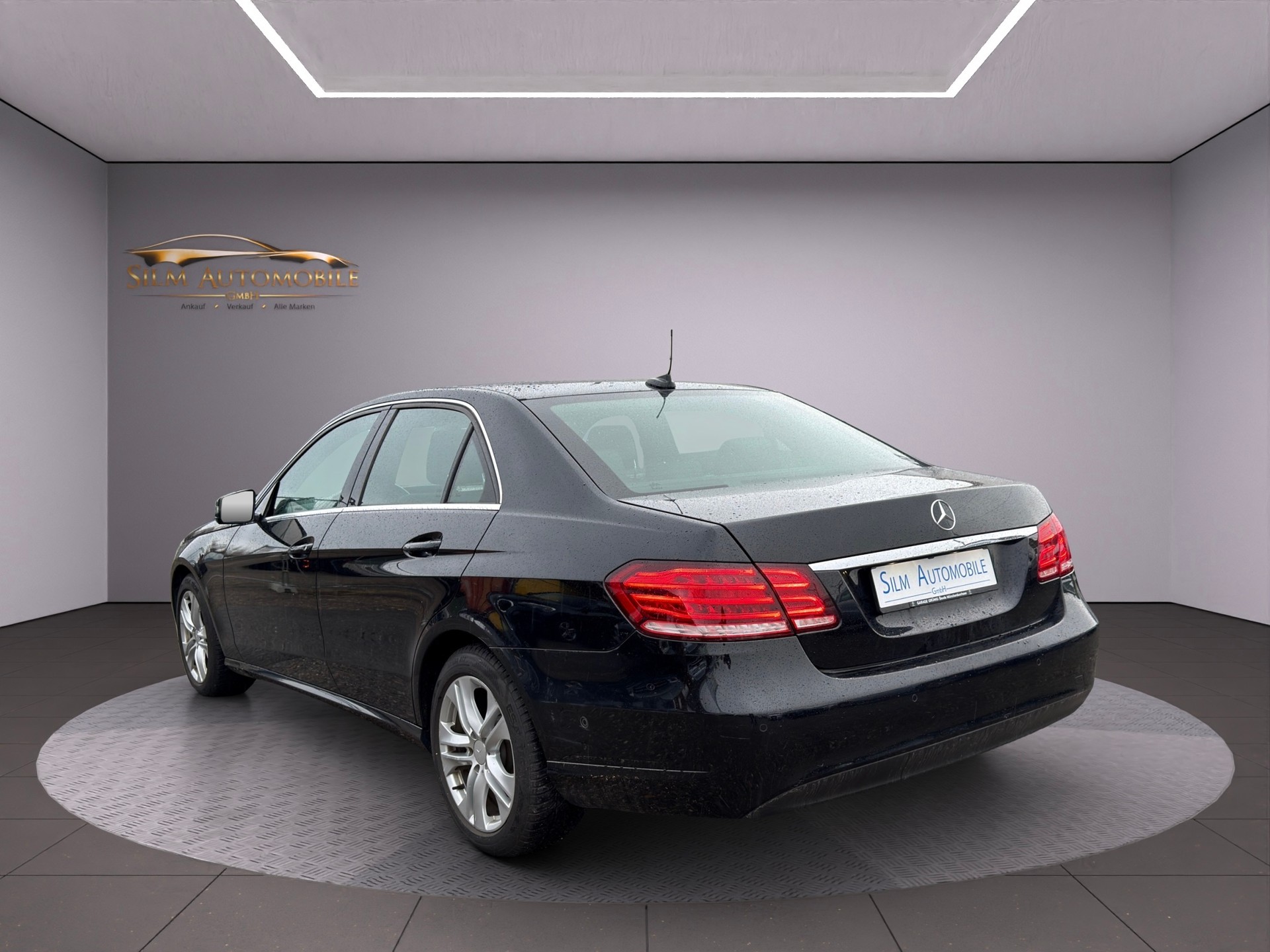 MERCEDES-BENZ E 200 CDI Avantgarde 7G-Tronic-image-5