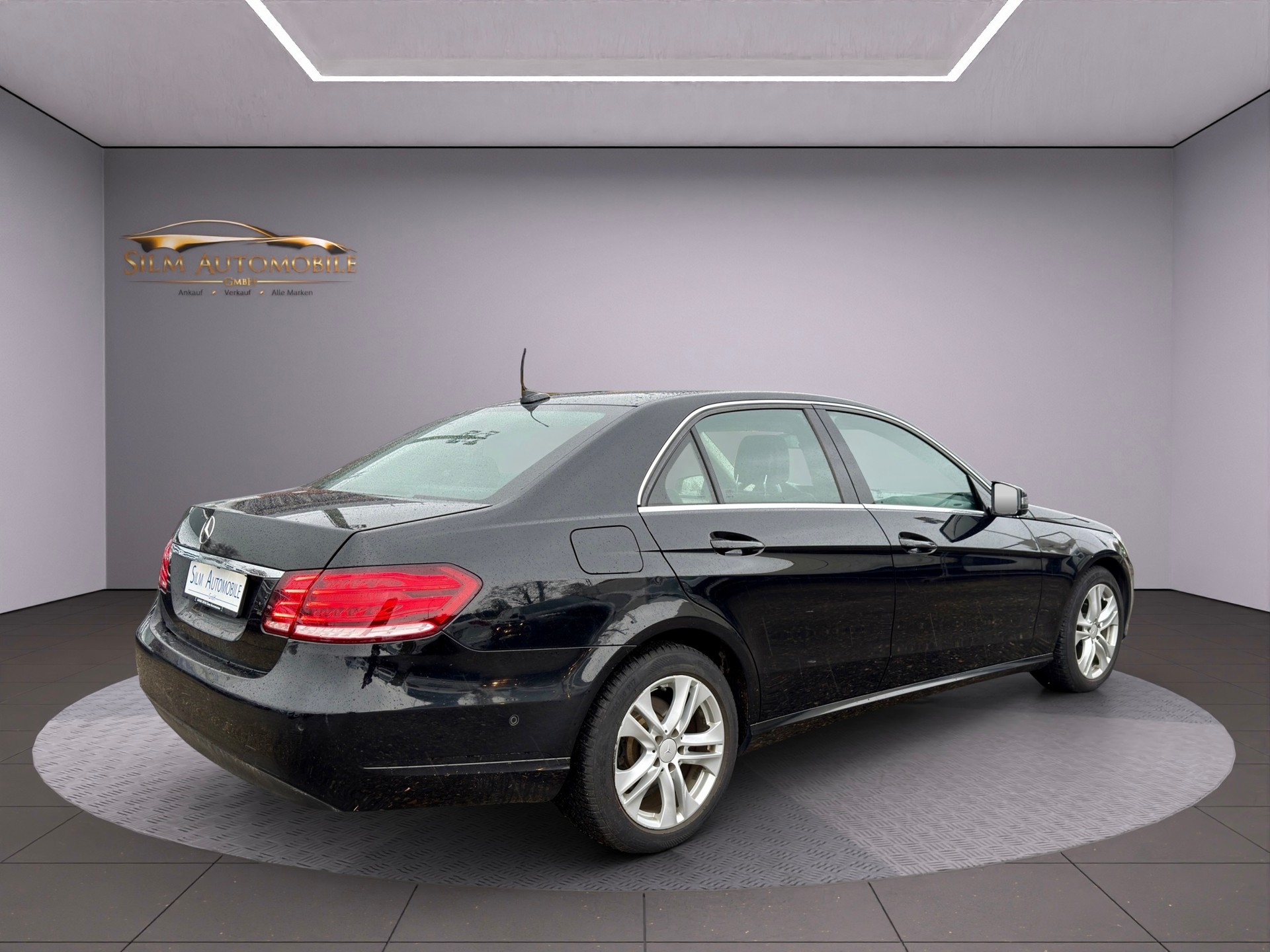 MERCEDES-BENZ E 200 CDI Avantgarde 7G-Tronic-image-6