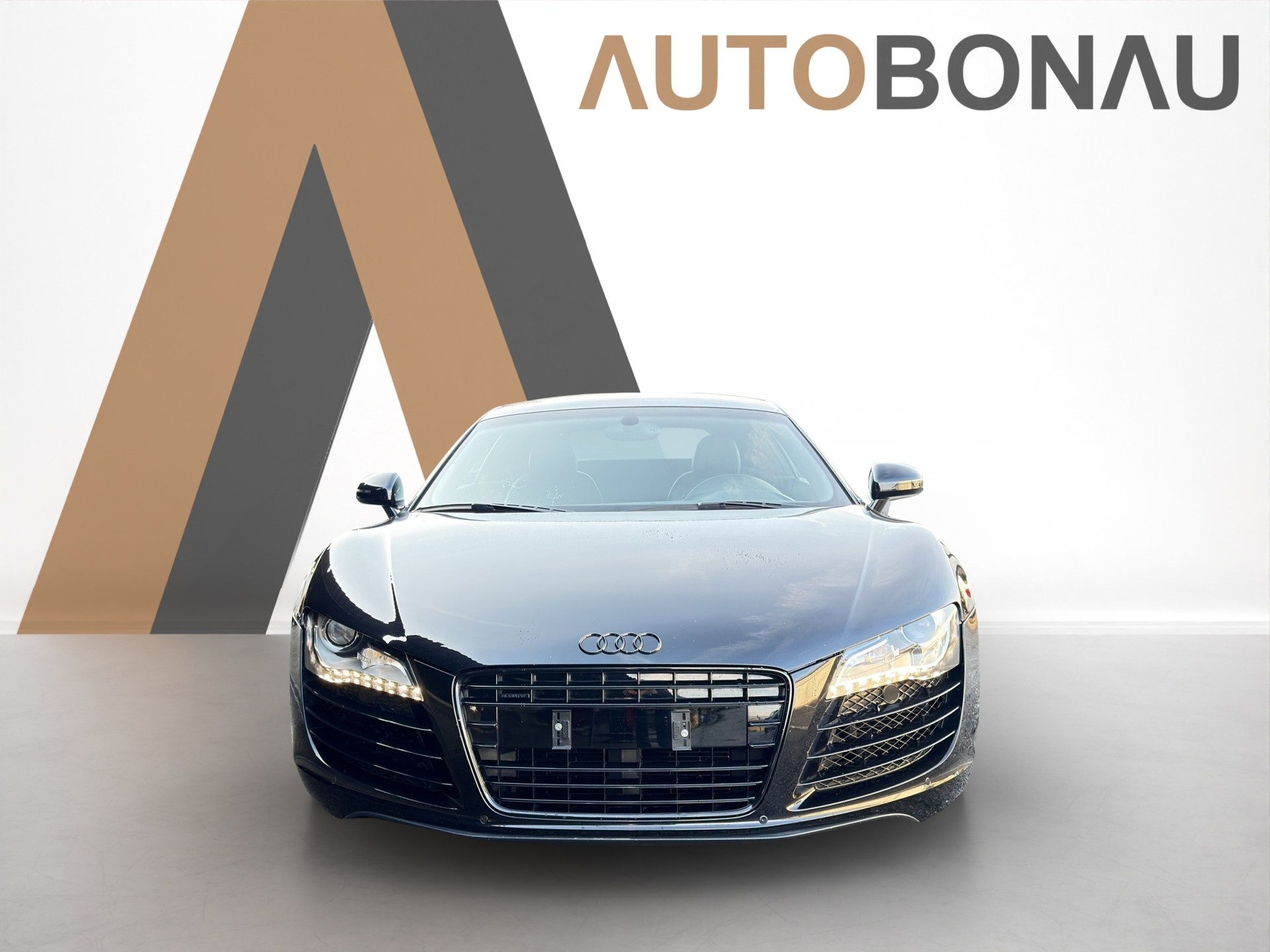 AUDI R8 Coupé 4.2-image-7