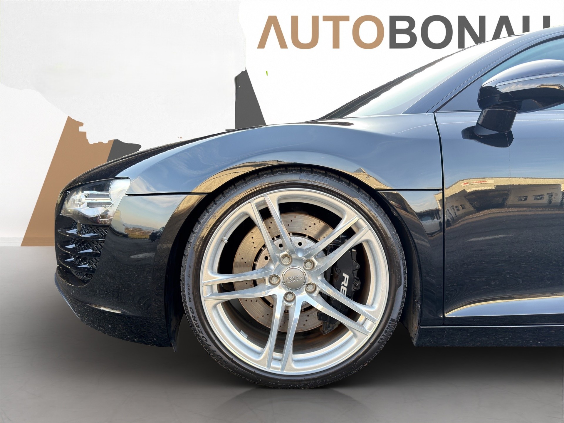 AUDI R8 Coupé 4.2-image-15