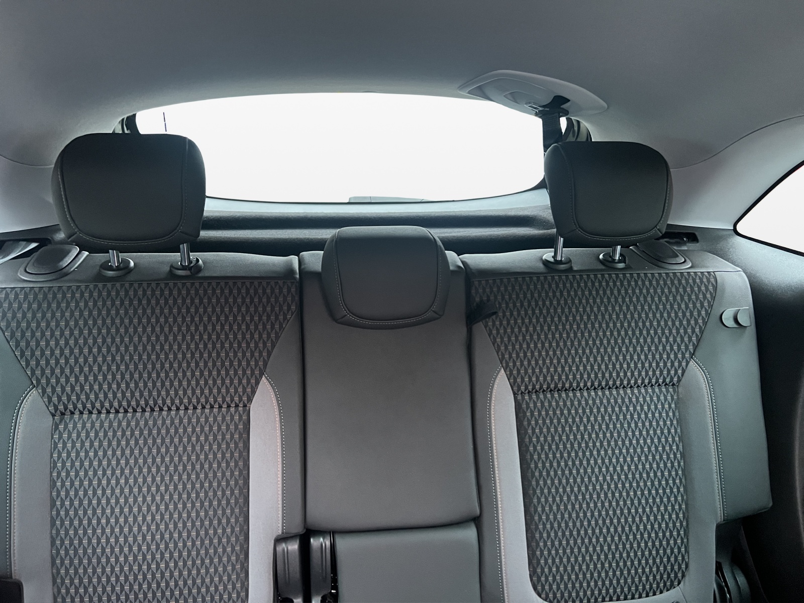 OPEL Crossland X 1.2i Ultimate Automatik-image-17