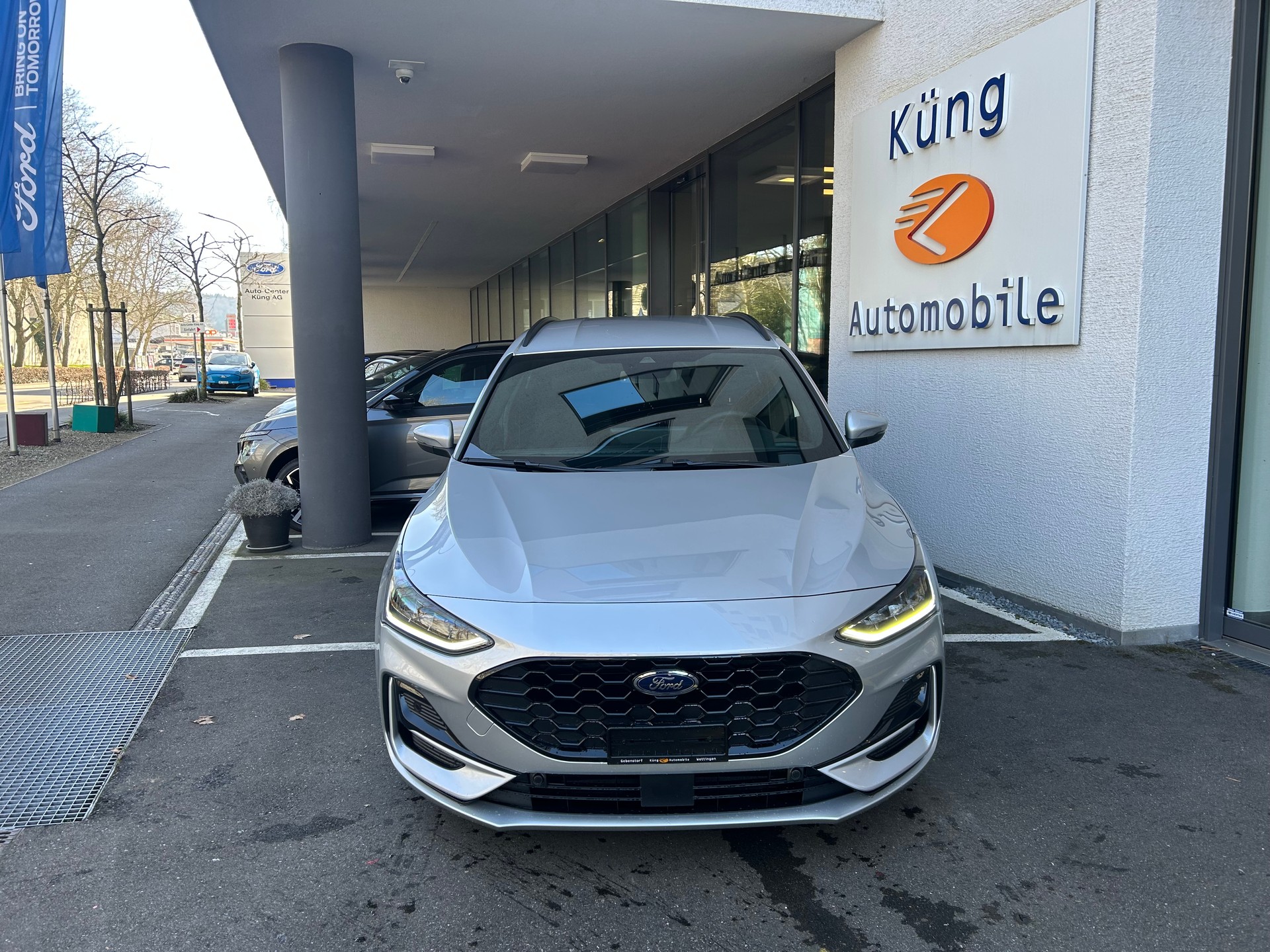 FORD Focus 1.0 MHEV ST-Line X Automat-image-1