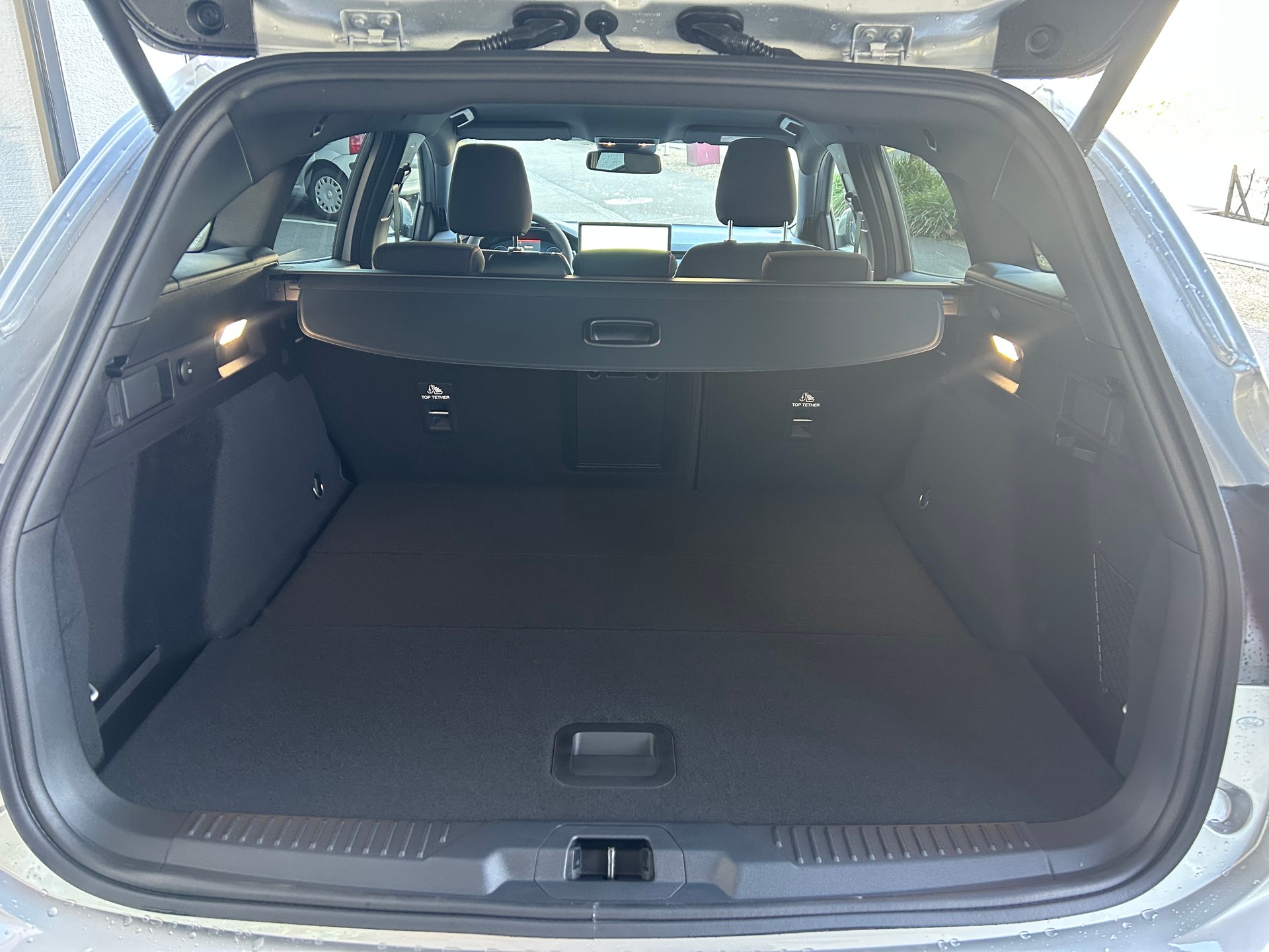 FORD Focus 1.0 MHEV ST-Line X Automat-image-14