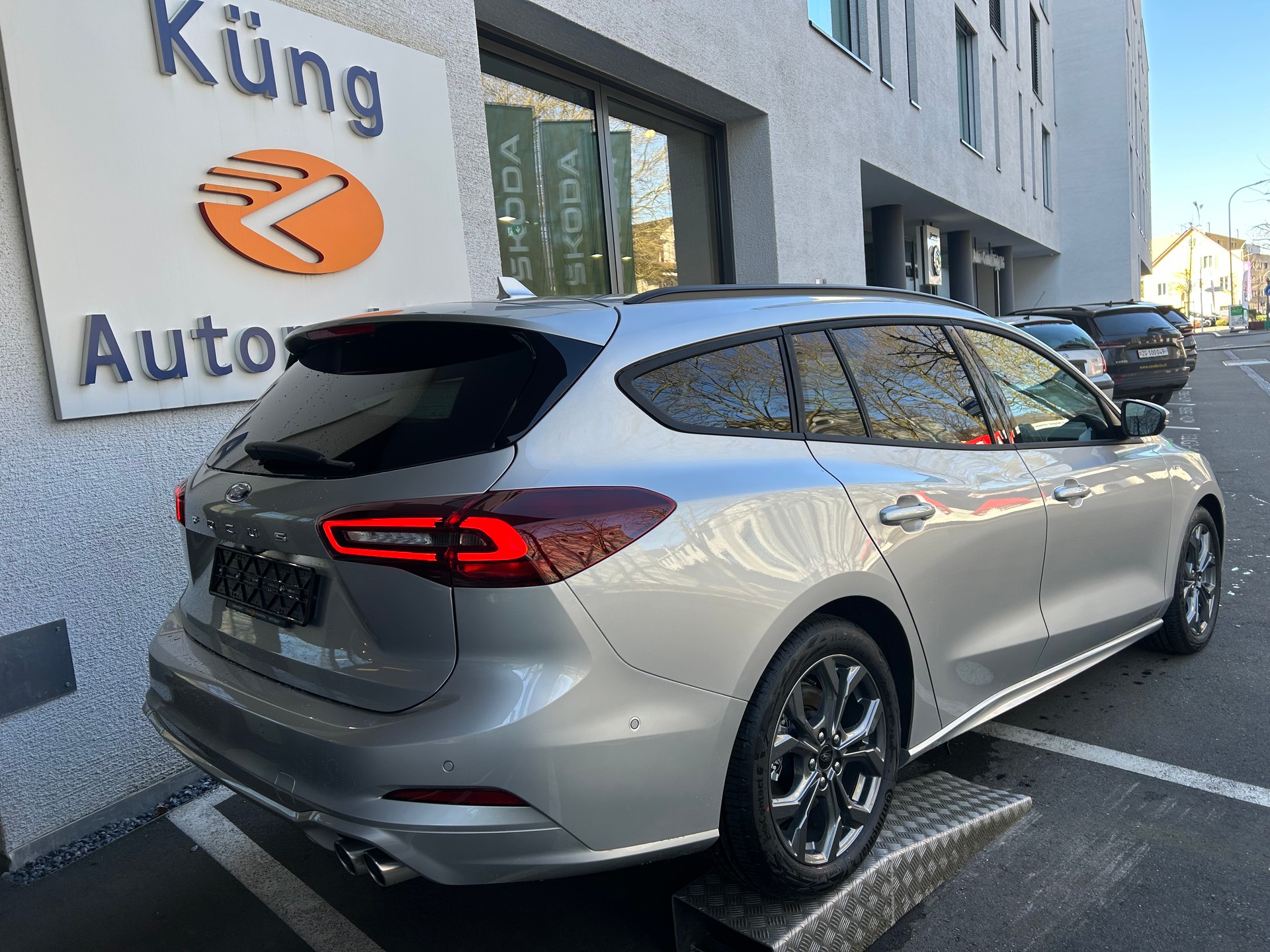FORD Focus 1.0 MHEV ST-Line X Automat-image-4