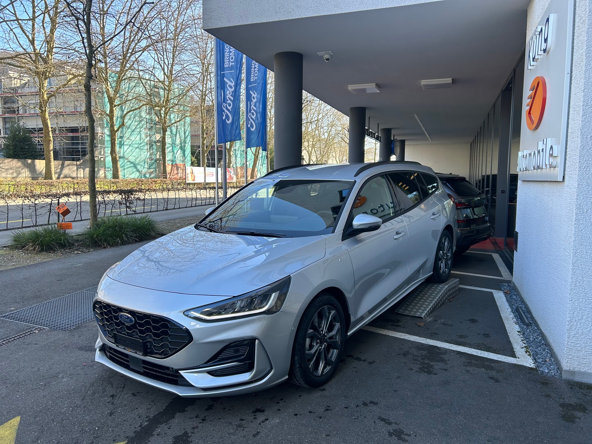 FORD Focus 1.0 MHEV ST-Line X Automat-image-2