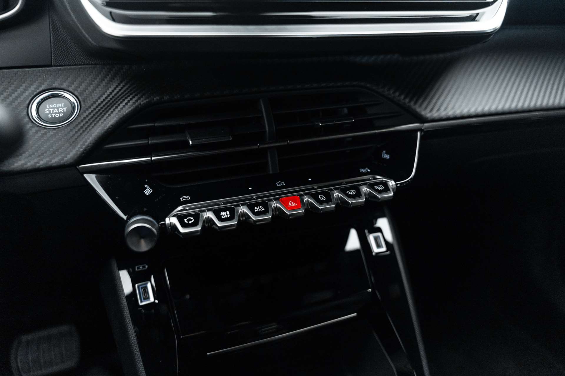 PEUGEOT 2008 1.2 PureTech Allure Premium Automat-image-23