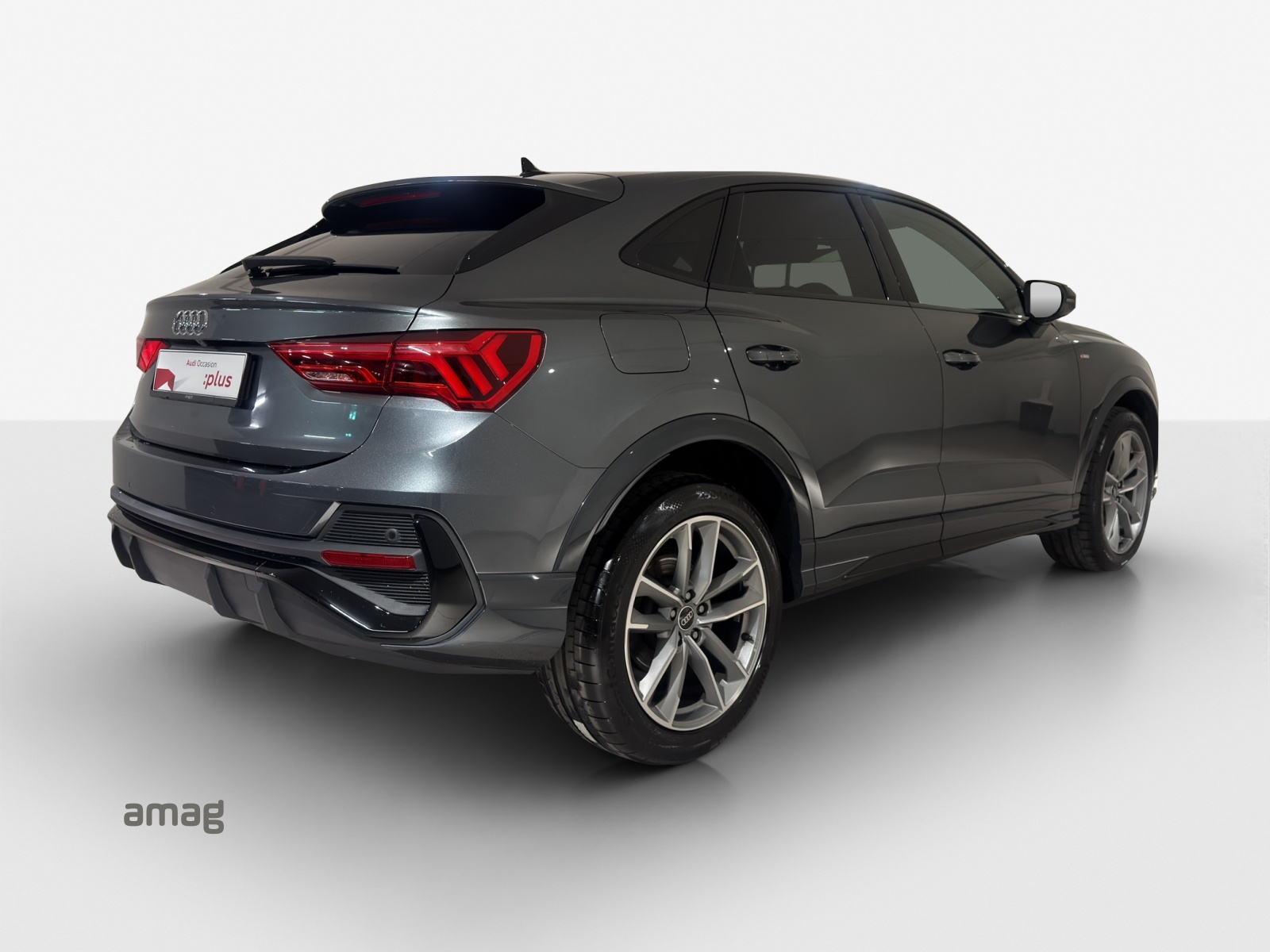 AUDI Q3 Sportback 35 TFSI S line Attraction S-tronic-image-4