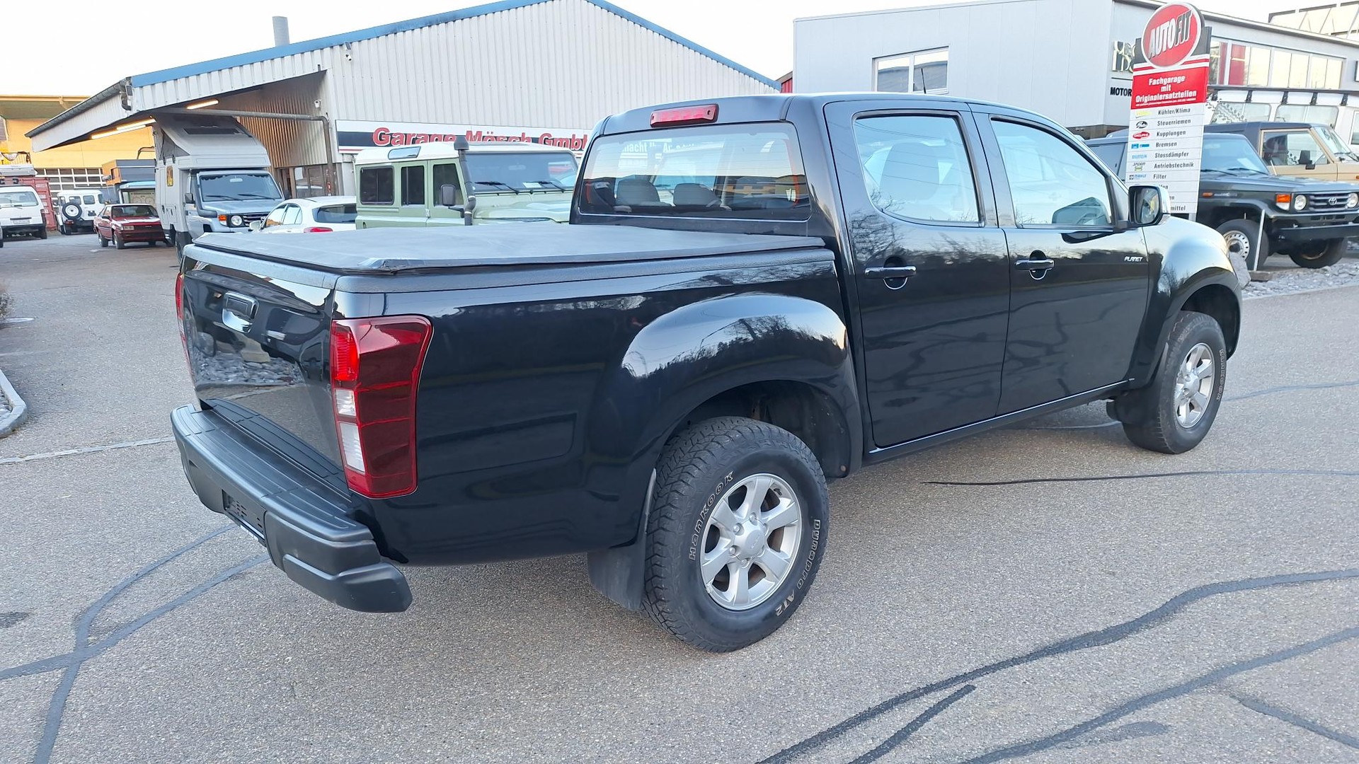 ISUZU D-MAX 1.9 Crew Cab Planet 4x4-image-4