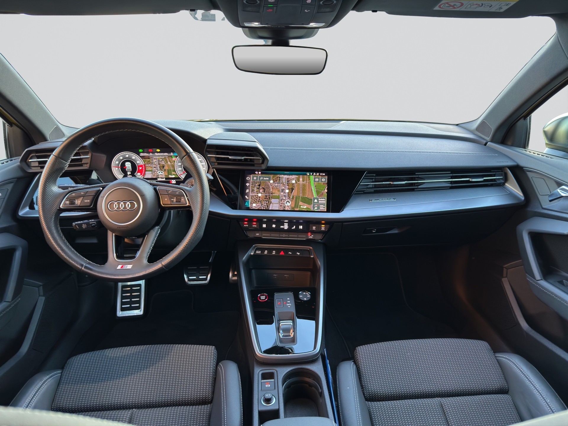 AUDI S3 Sportback 2.0 TFSI quattro S-tronic-image-13
