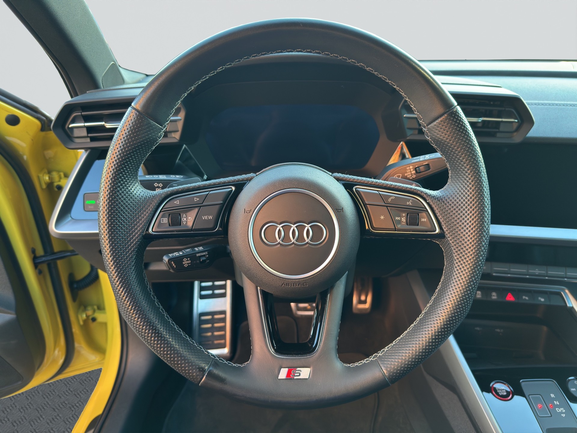 AUDI S3 Sportback 2.0 TFSI quattro S-tronic-image-9