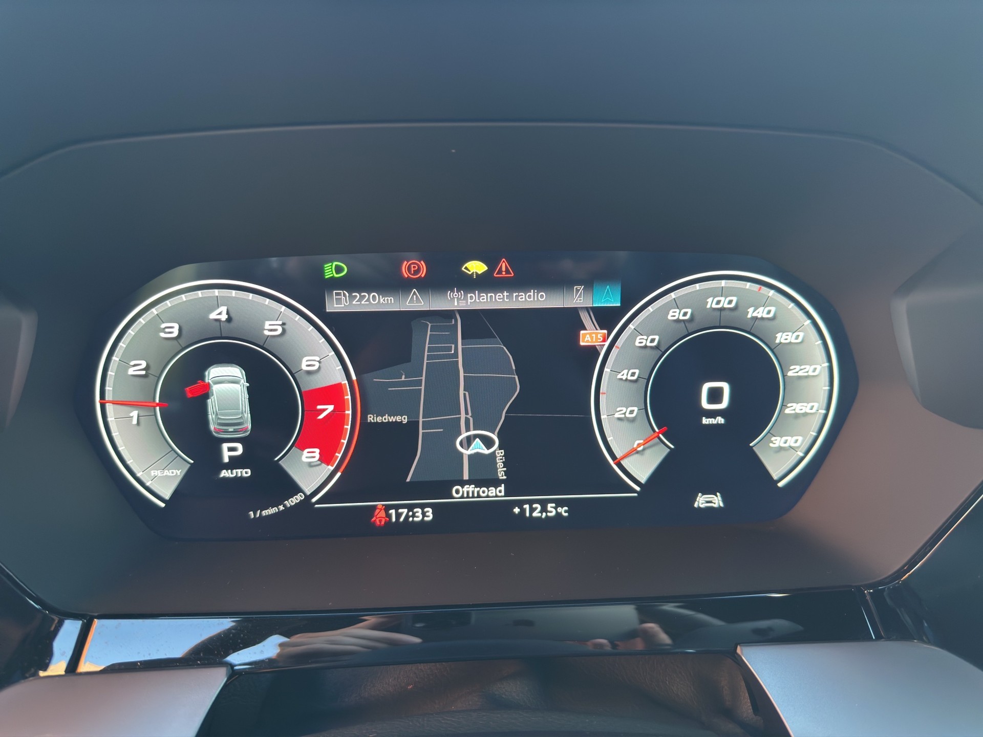 AUDI S3 Sportback 2.0 TFSI quattro S-tronic-image-10
