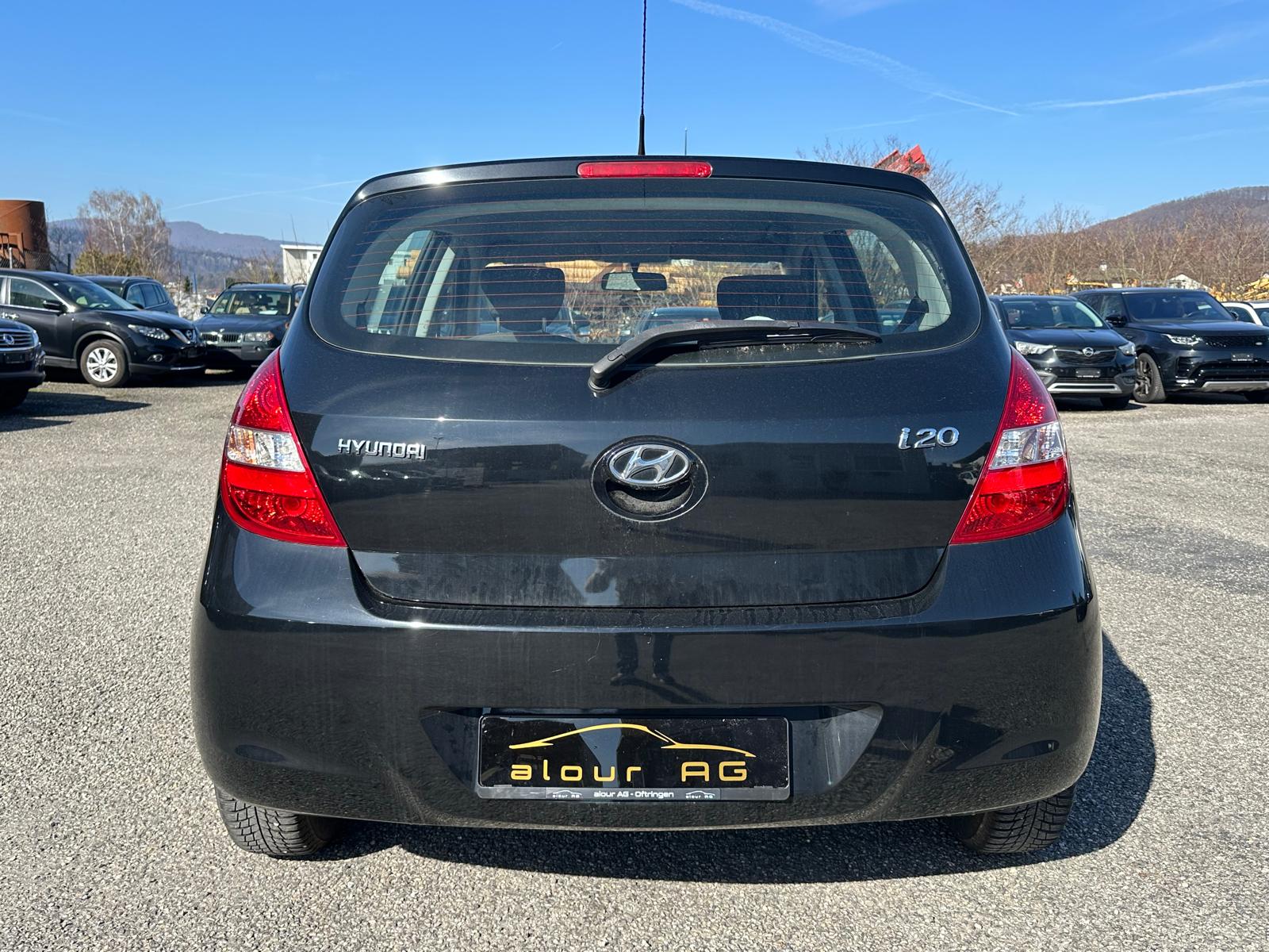 HYUNDAI i20 1.2 Comfort-image-3