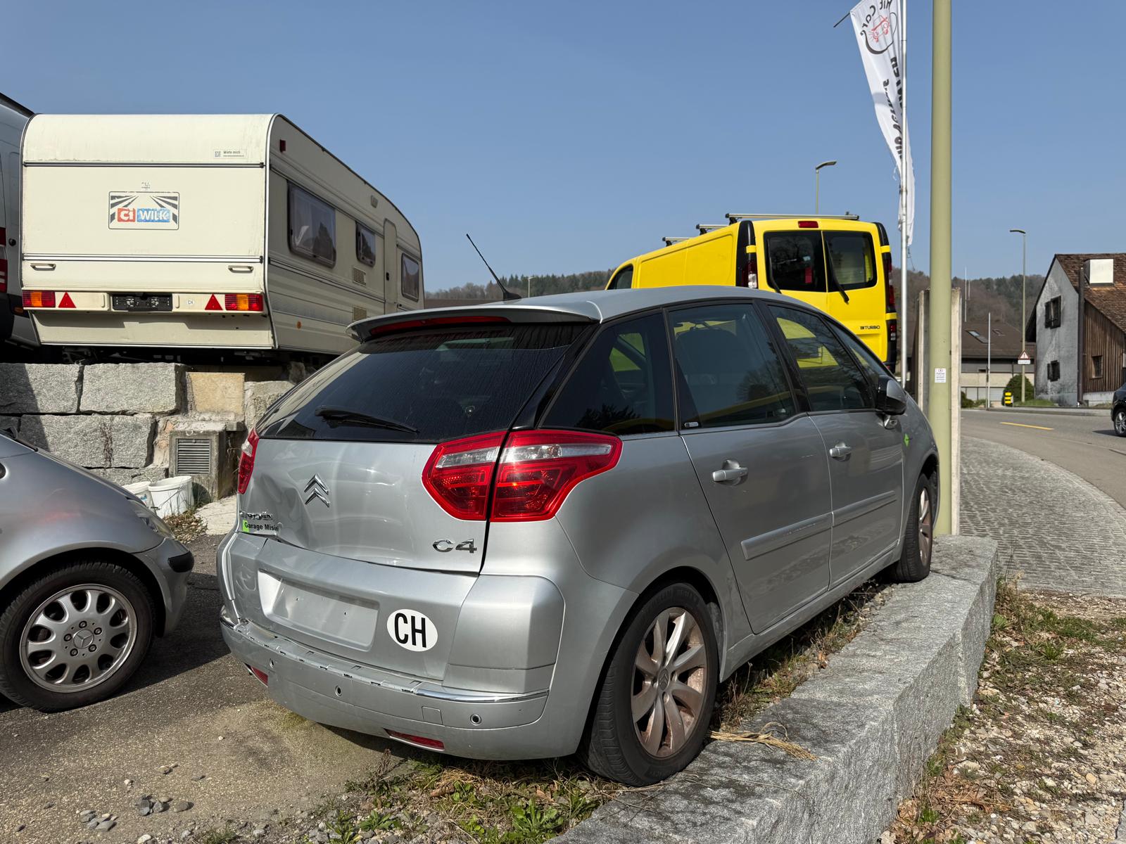 CITROEN C4 Picasso 1.6i 16V THP Exclusive Automatic-image-3