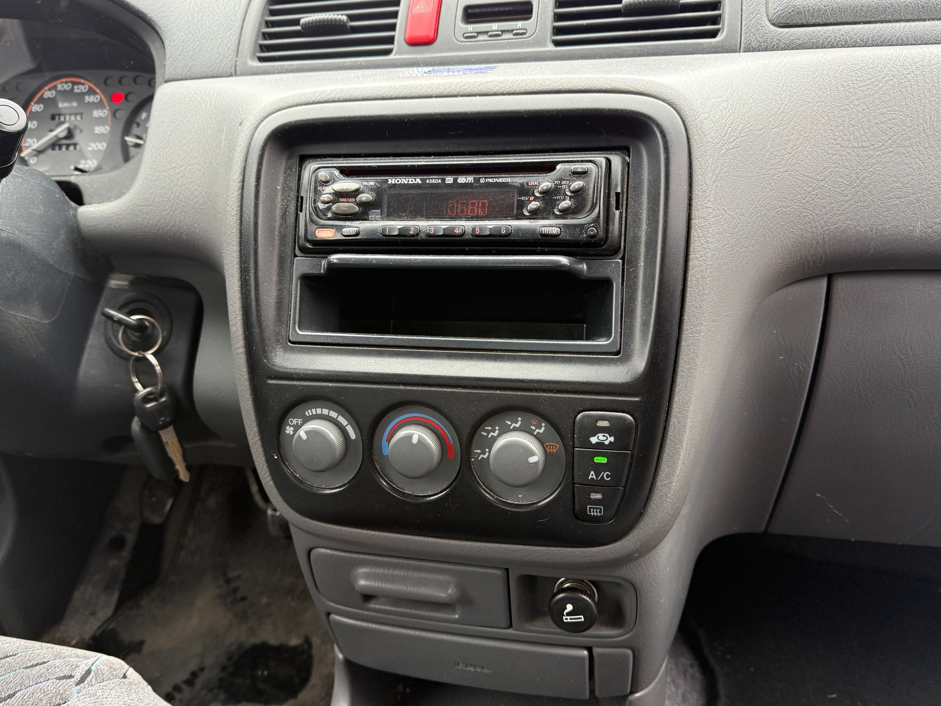 HONDA CR-V 2.0i 4WD ES-image-15
