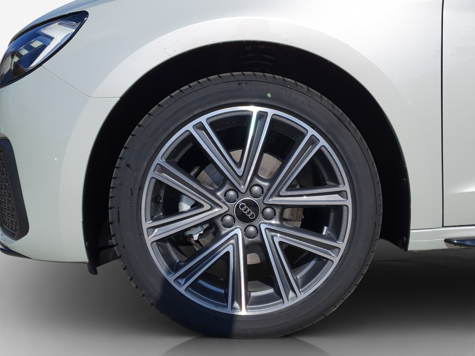 AUDI A1 Sportback 30 TFSI Attraction S-tronic-image-13