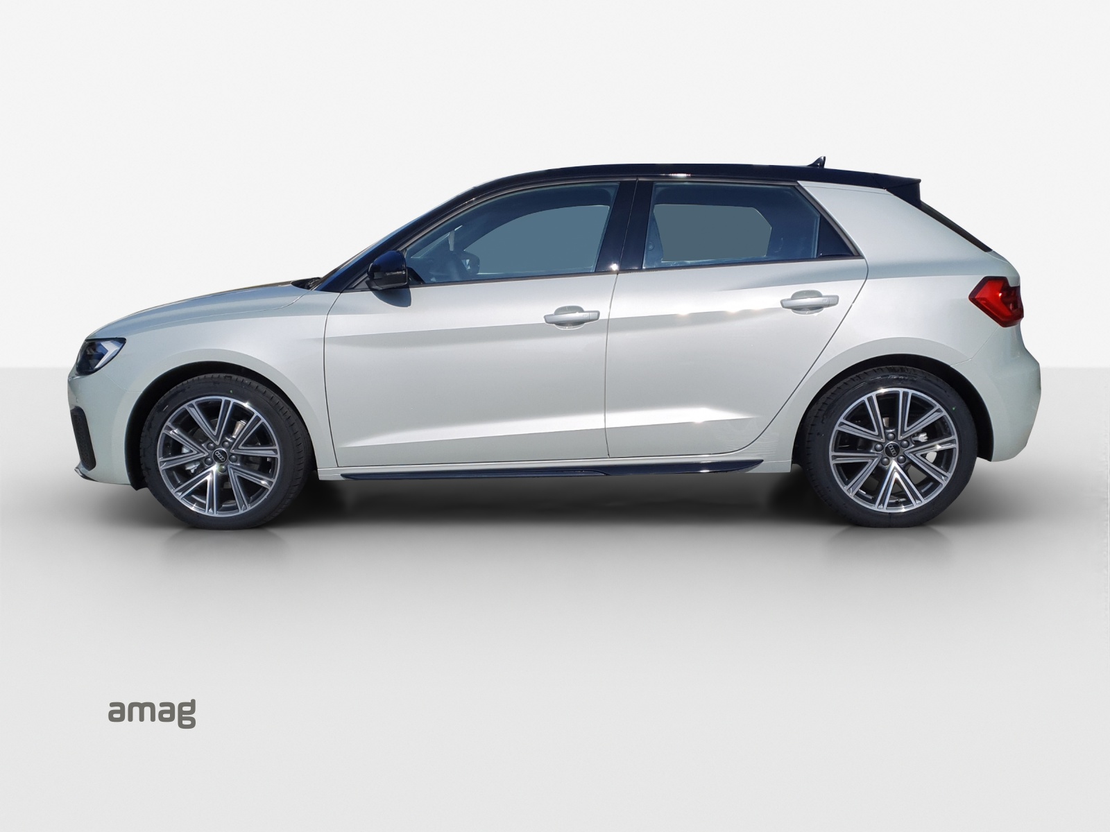 AUDI A1 Sportback 30 TFSI Attraction S-tronic-image-1