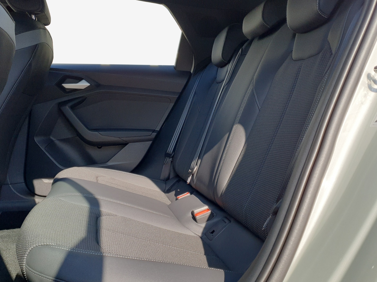 AUDI A1 Sportback 30 TFSI Attraction S-tronic-image-11